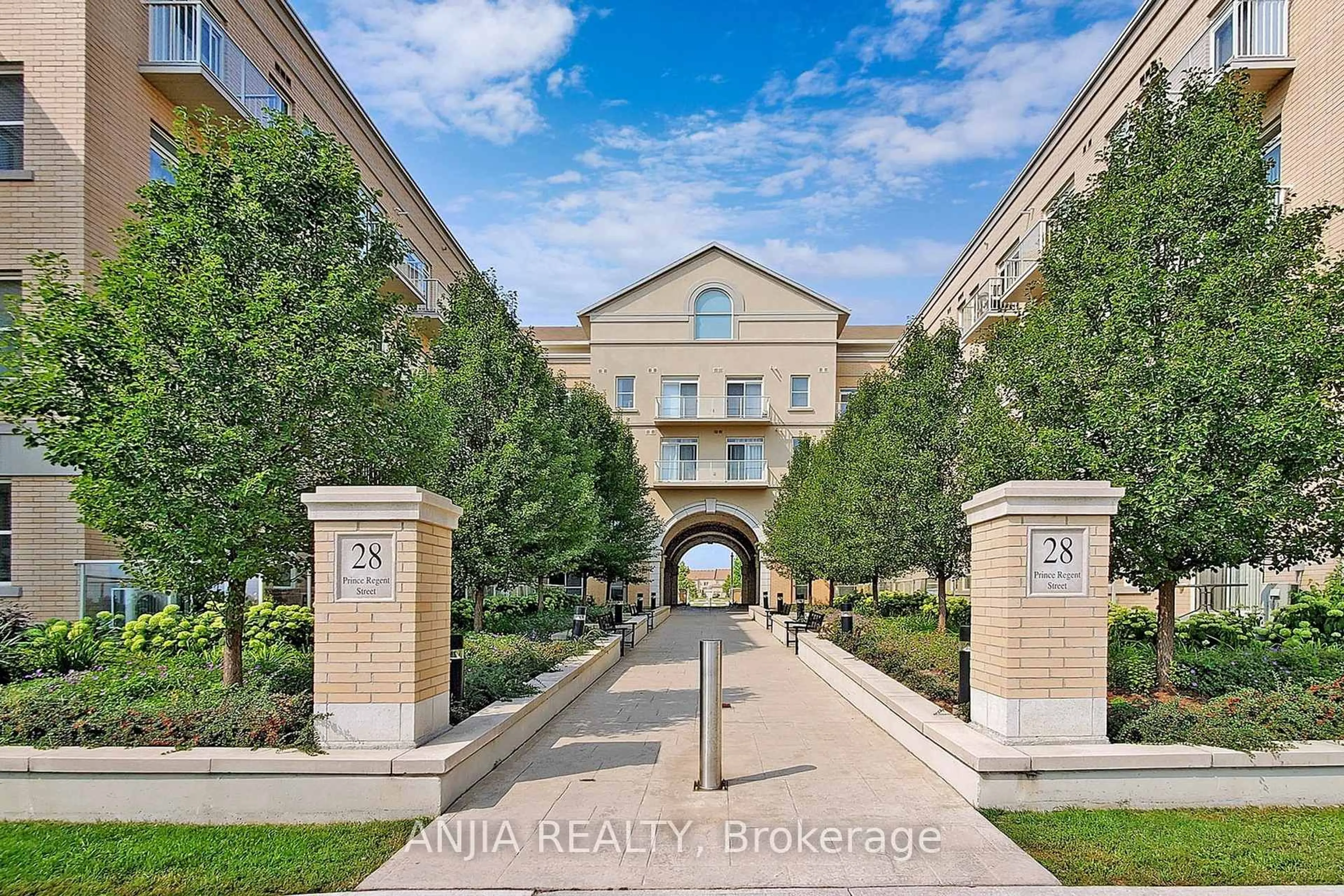 Unknown for 28 Prince Regent St #PH16, Markham Ontario L6C 0V5