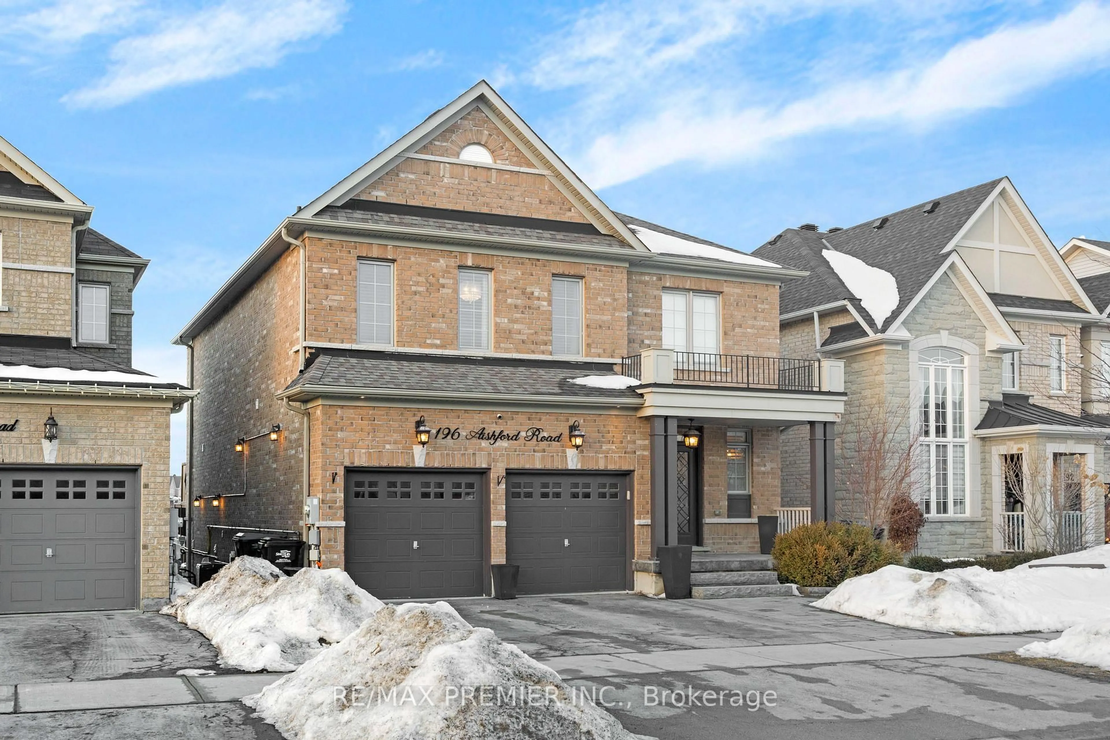 Home with brick exterior material, street for 196 Aishford Rd, Bradford West Gwillimbury Ontario L3Z 0P4