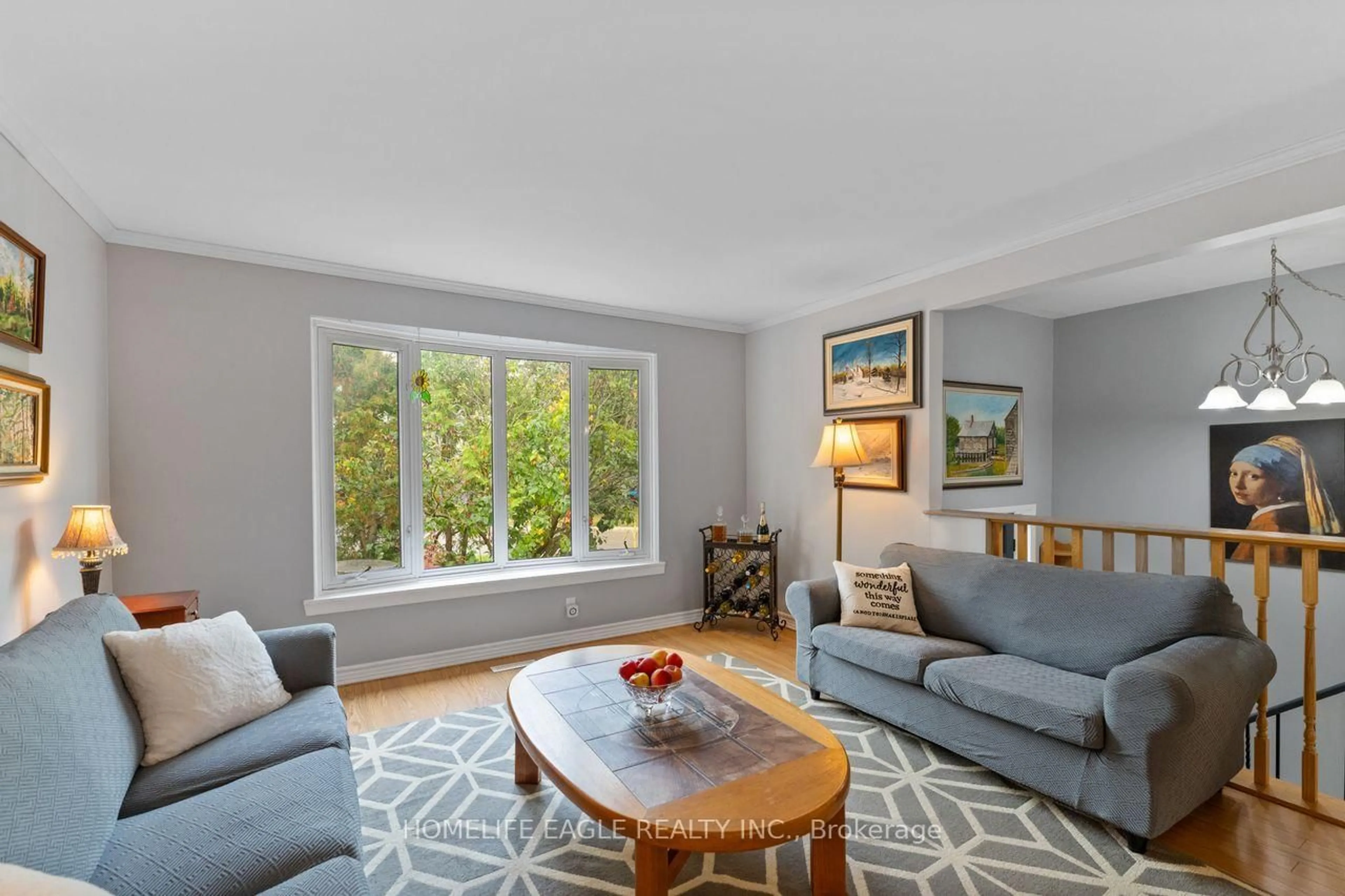 Living room with furniture, unknown for 14 Lee Ave, Bradford West Gwillimbury Ontario L3Z 1A9