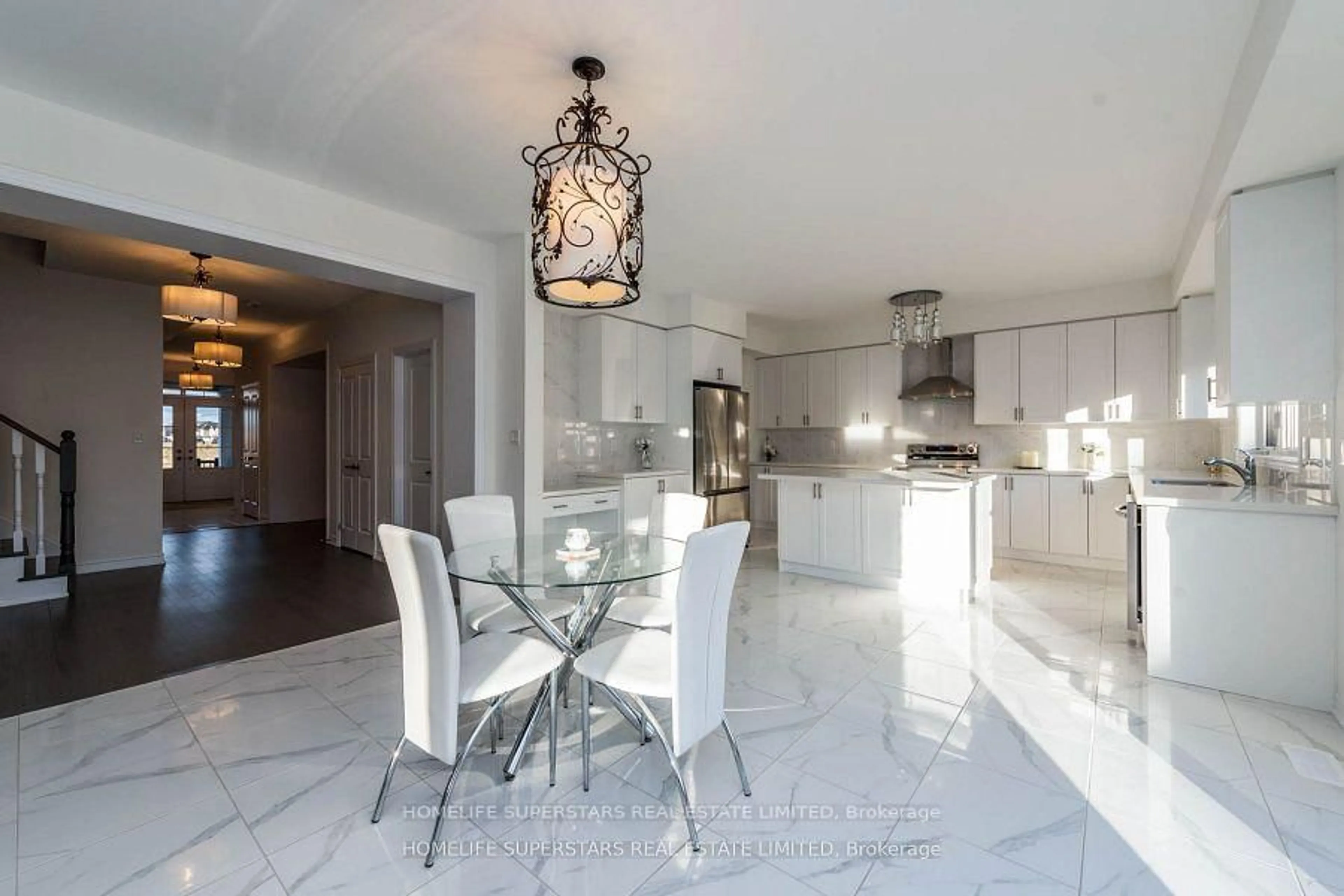 Unknown for 1121 Cole St, Innisfil Ontario L9R 0R3