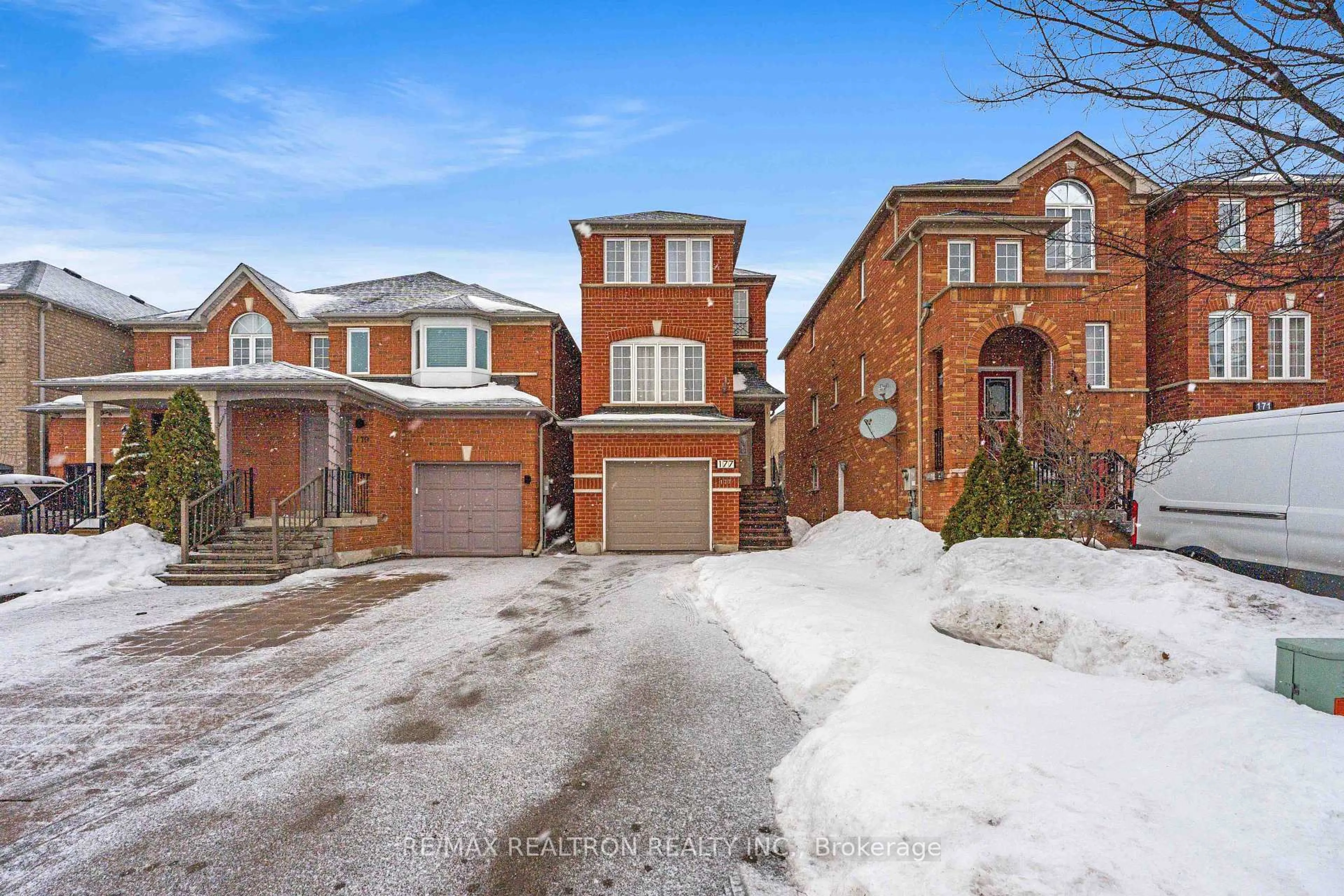 Home with brick exterior material, street for 177 Sassafras Circ, Vaughan Ontario L4J 8M6