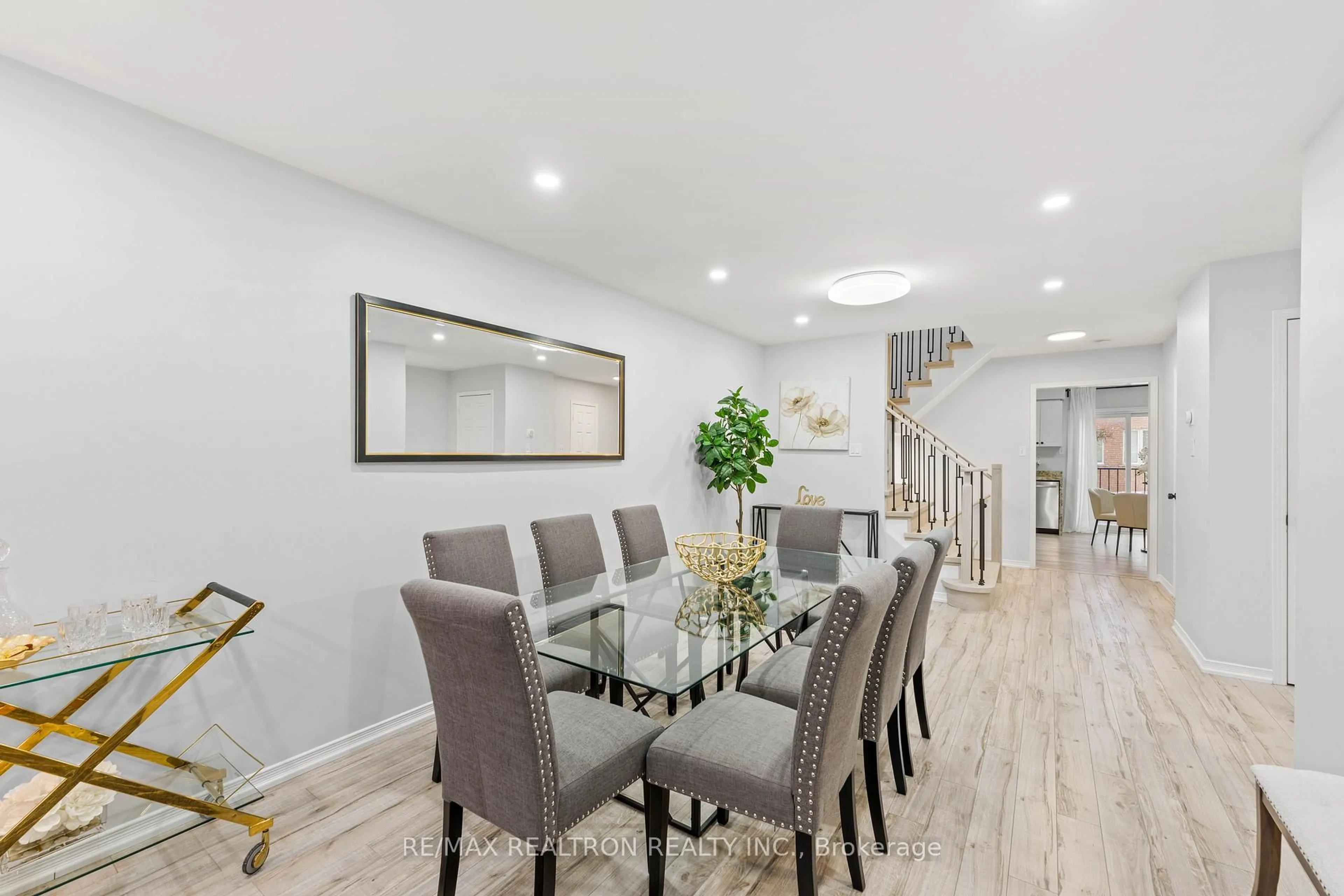 Dining room, unknown for 177 Sassafras Circ, Vaughan Ontario L4J 8M6