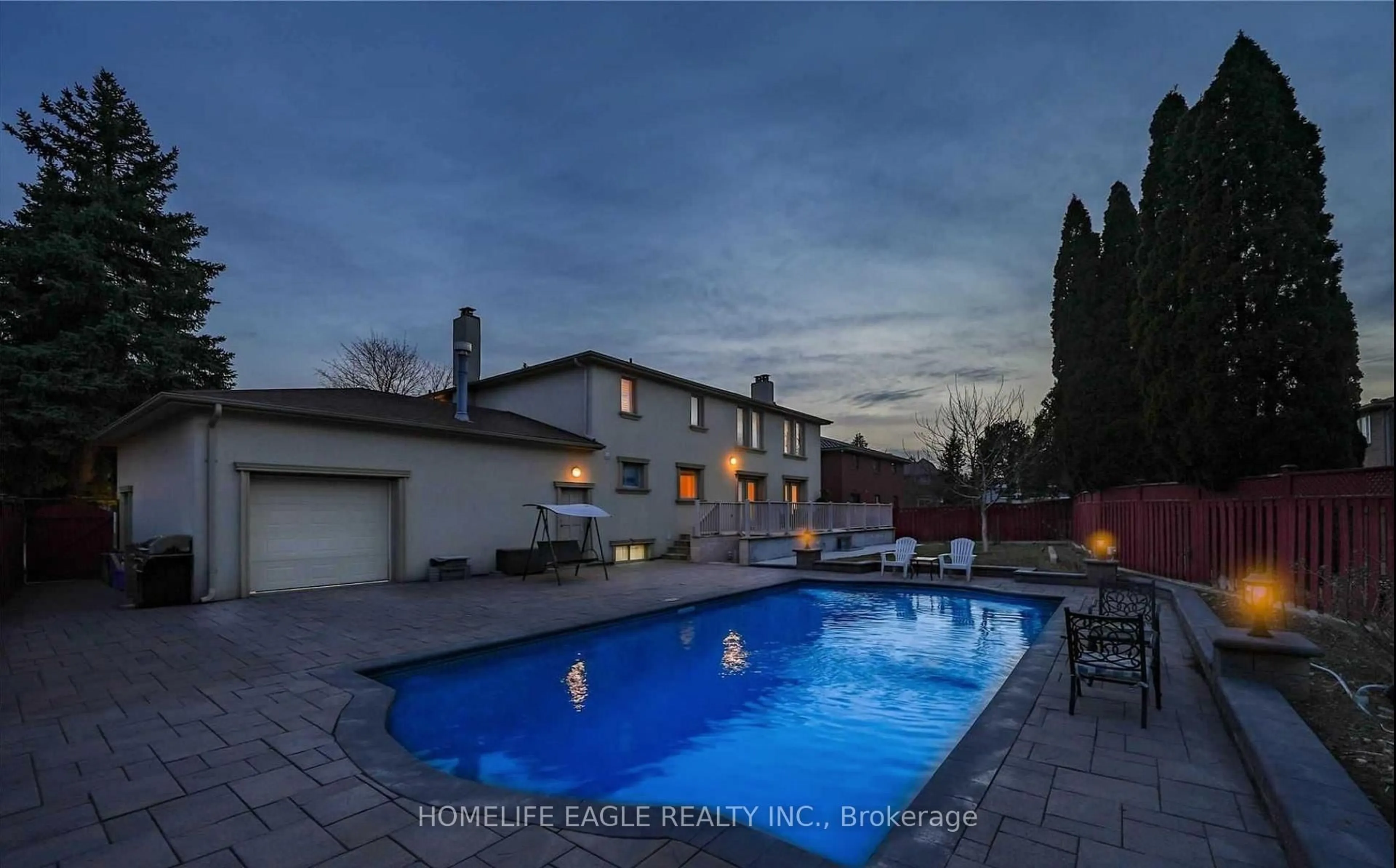 Pool for 27 Dorwood Crt, Vaughan Ontario L4L 1M9