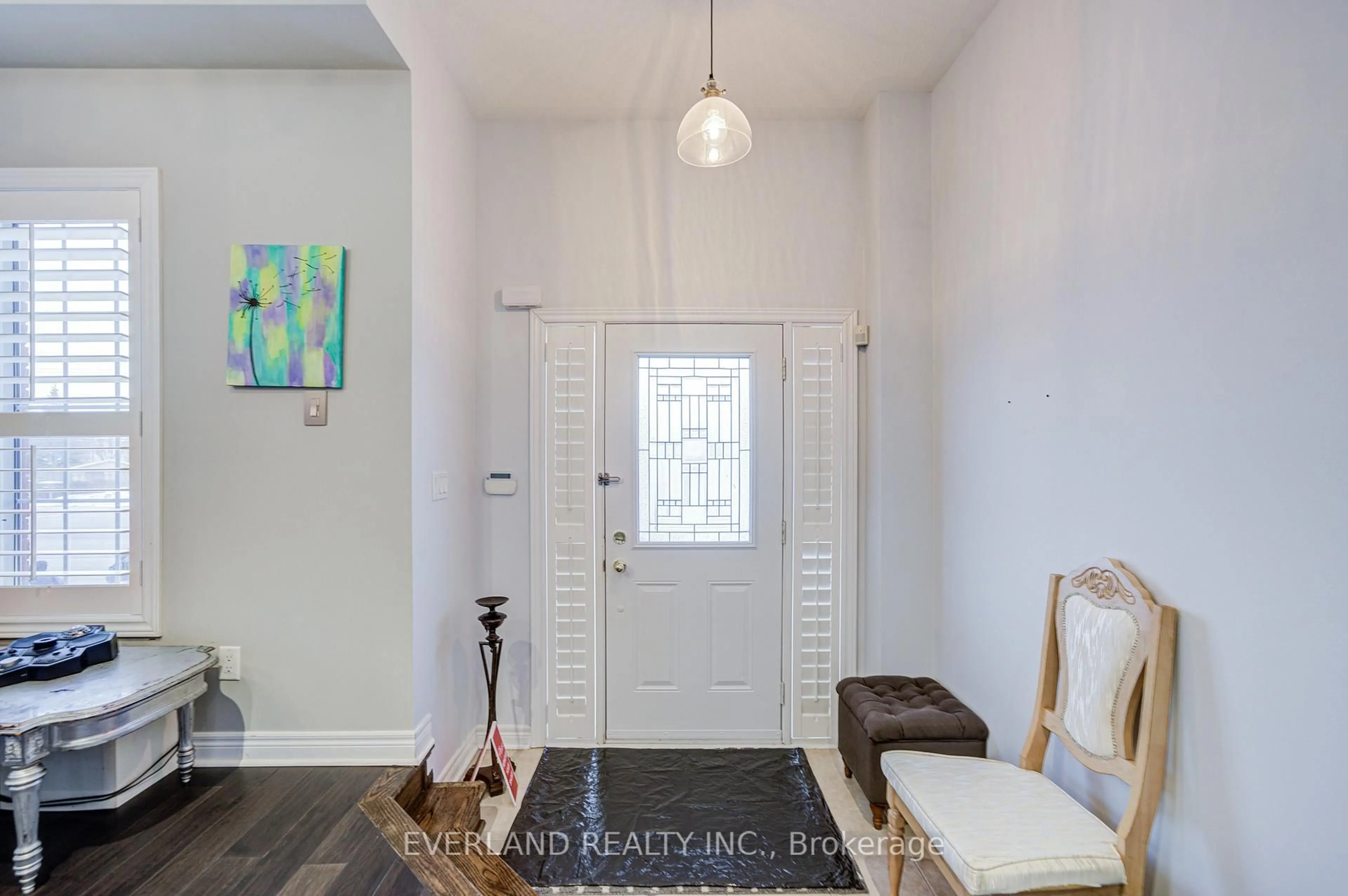 Indoor entryway for 9588 Weston Rd, Vaughan Ontario L4H 0P4