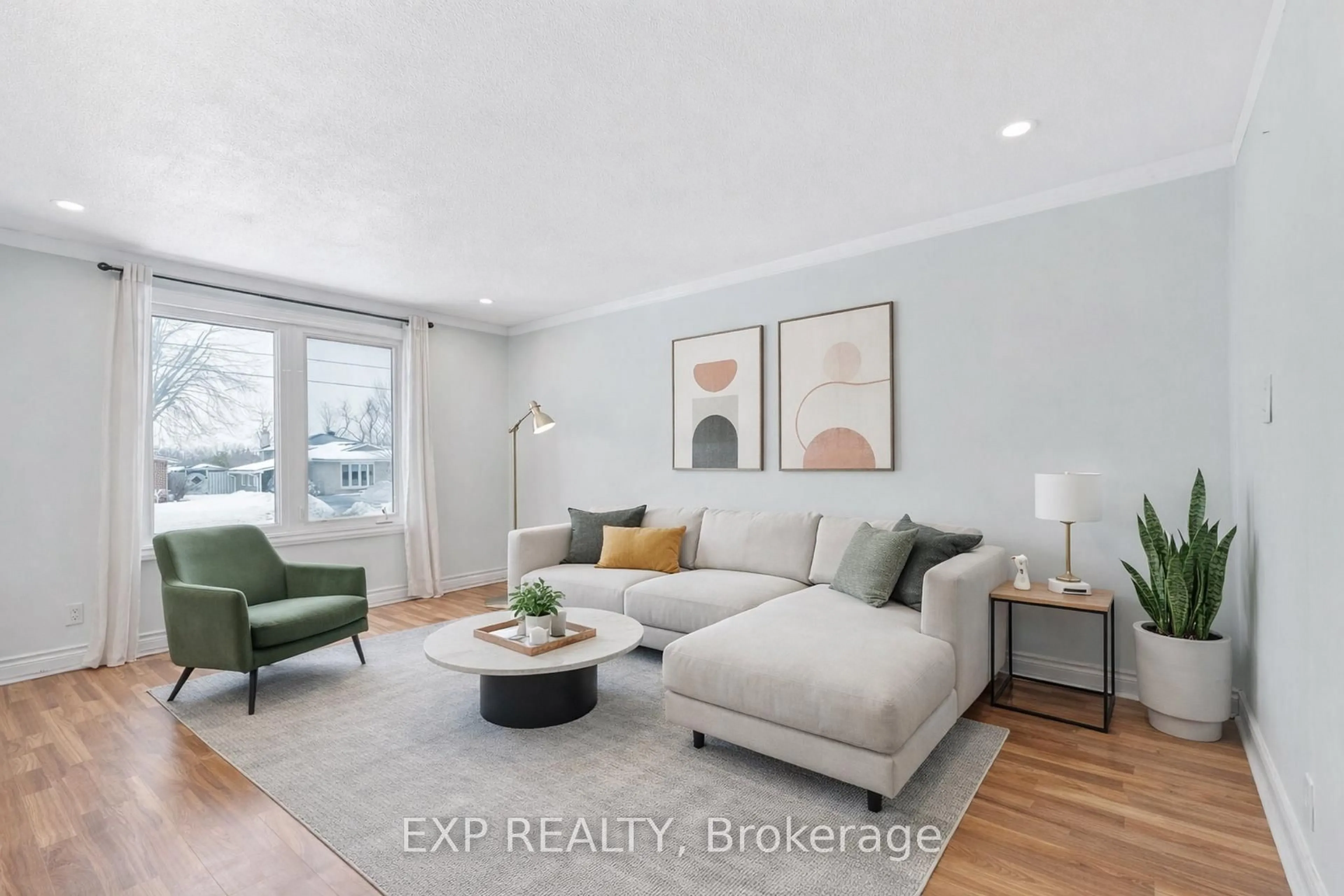 Living room with furniture, wood/laminate floor for 575 North St, Brock Ontario L0K 1A0