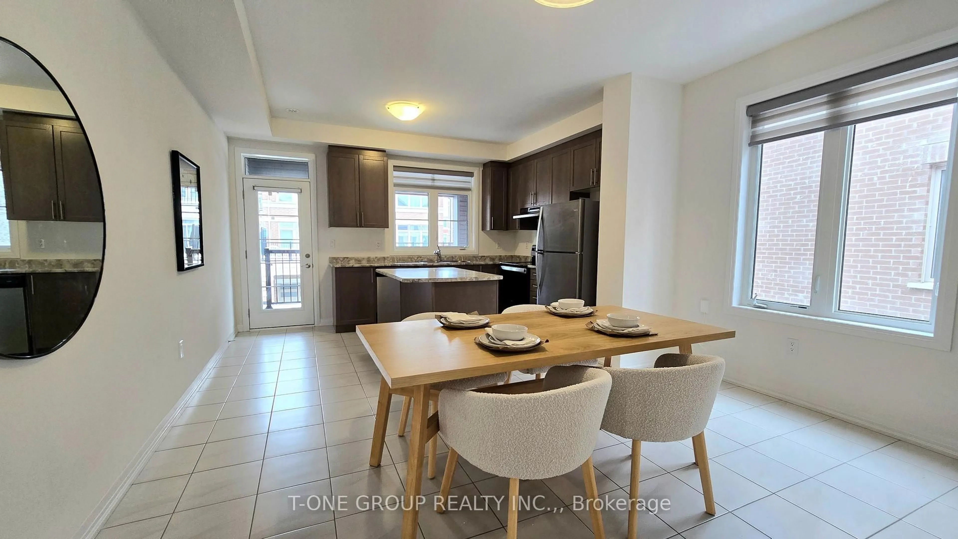Open concept kitchen, ceramic/tile floor for 32 Stoeber Lane, Markham Ontario L6B 0S1