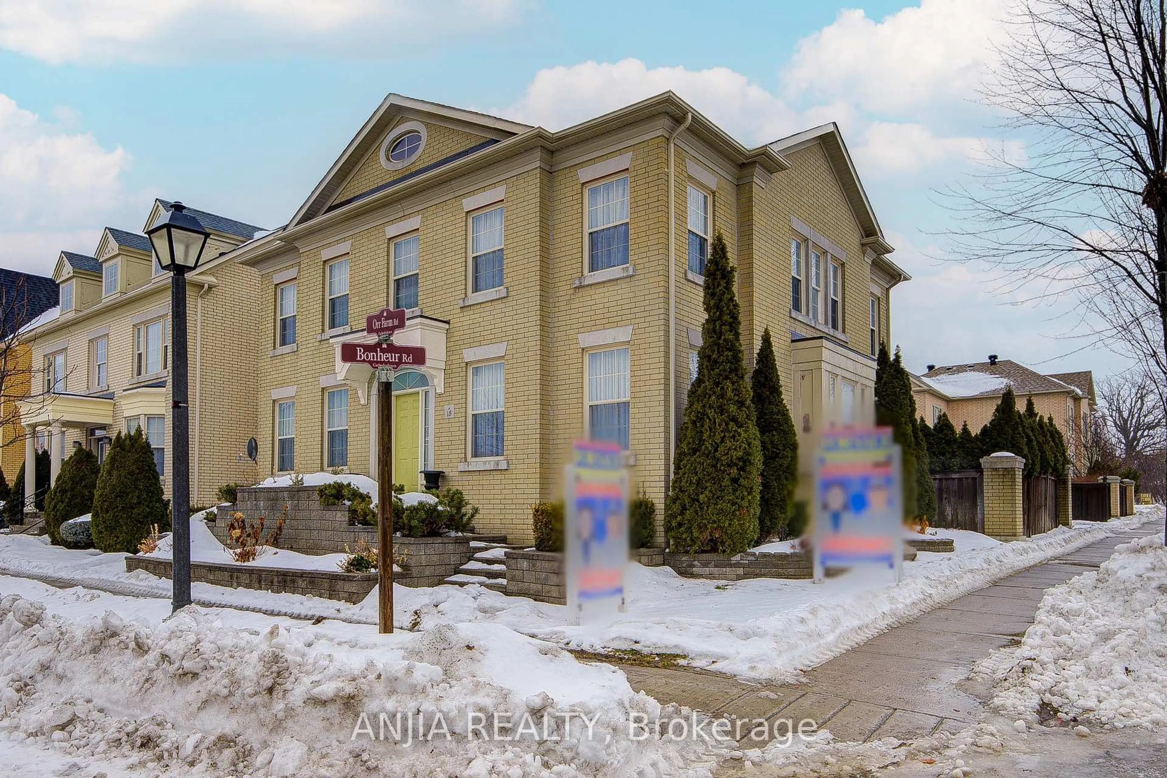 Unknown for 18 Orr Farm Rd, Markham Ontario L6C 0A3