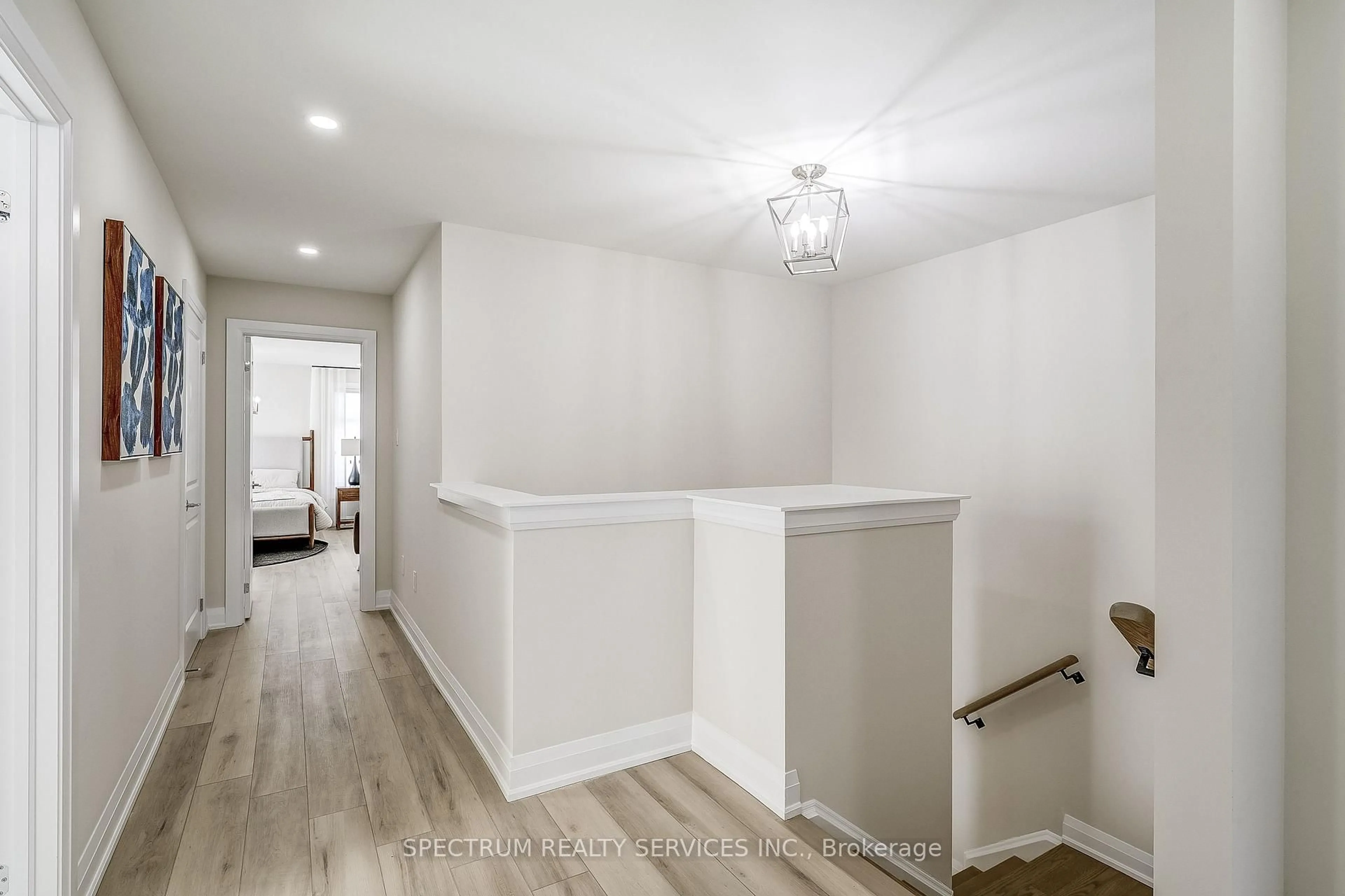 Indoor entryway for 139 Adario Cres, Vaughan Ontario L3L 0G4