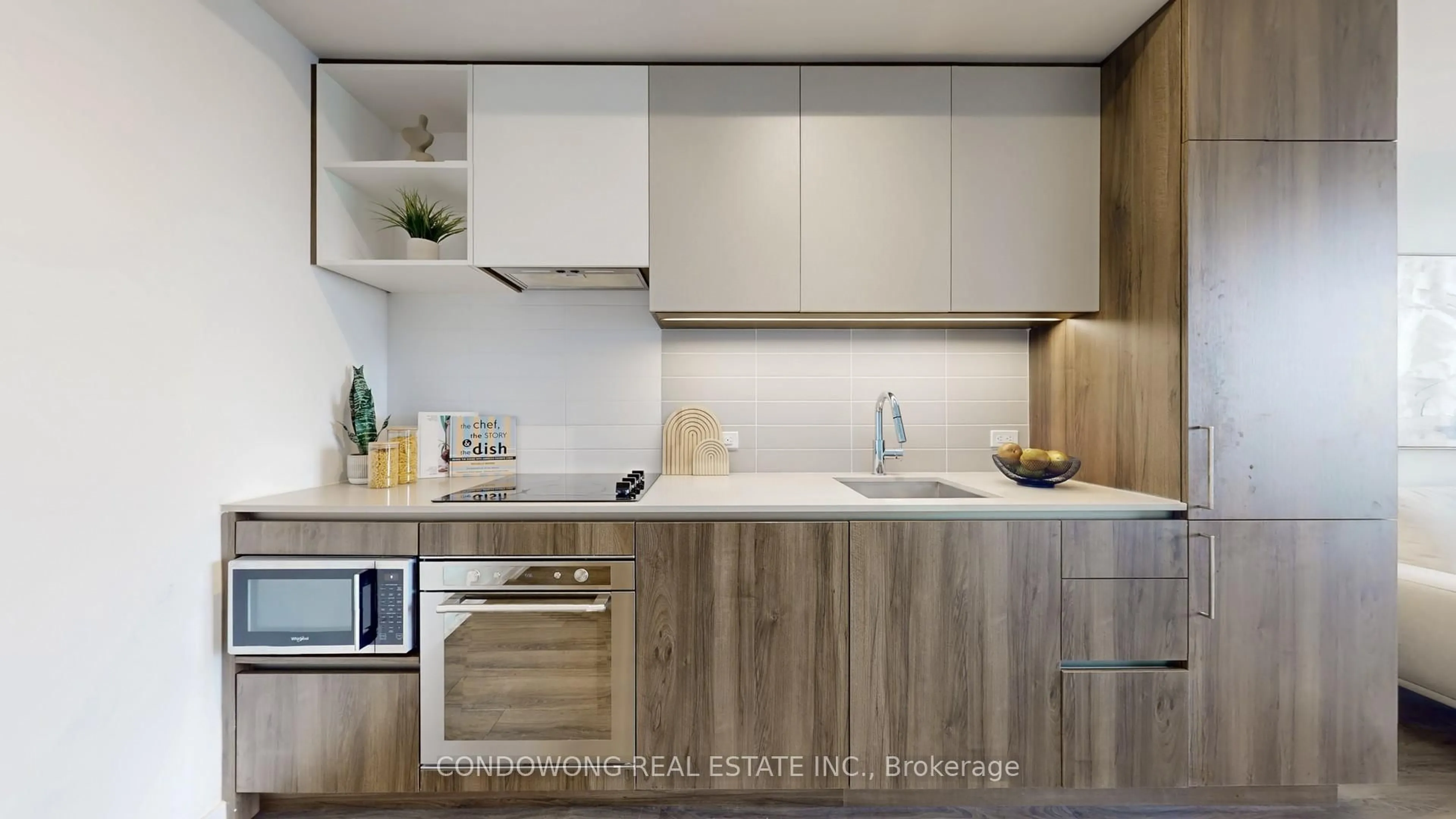 Standard kitchen, unknown for 7890 Jane St #4601, Vaughan Ontario L4K 0K9