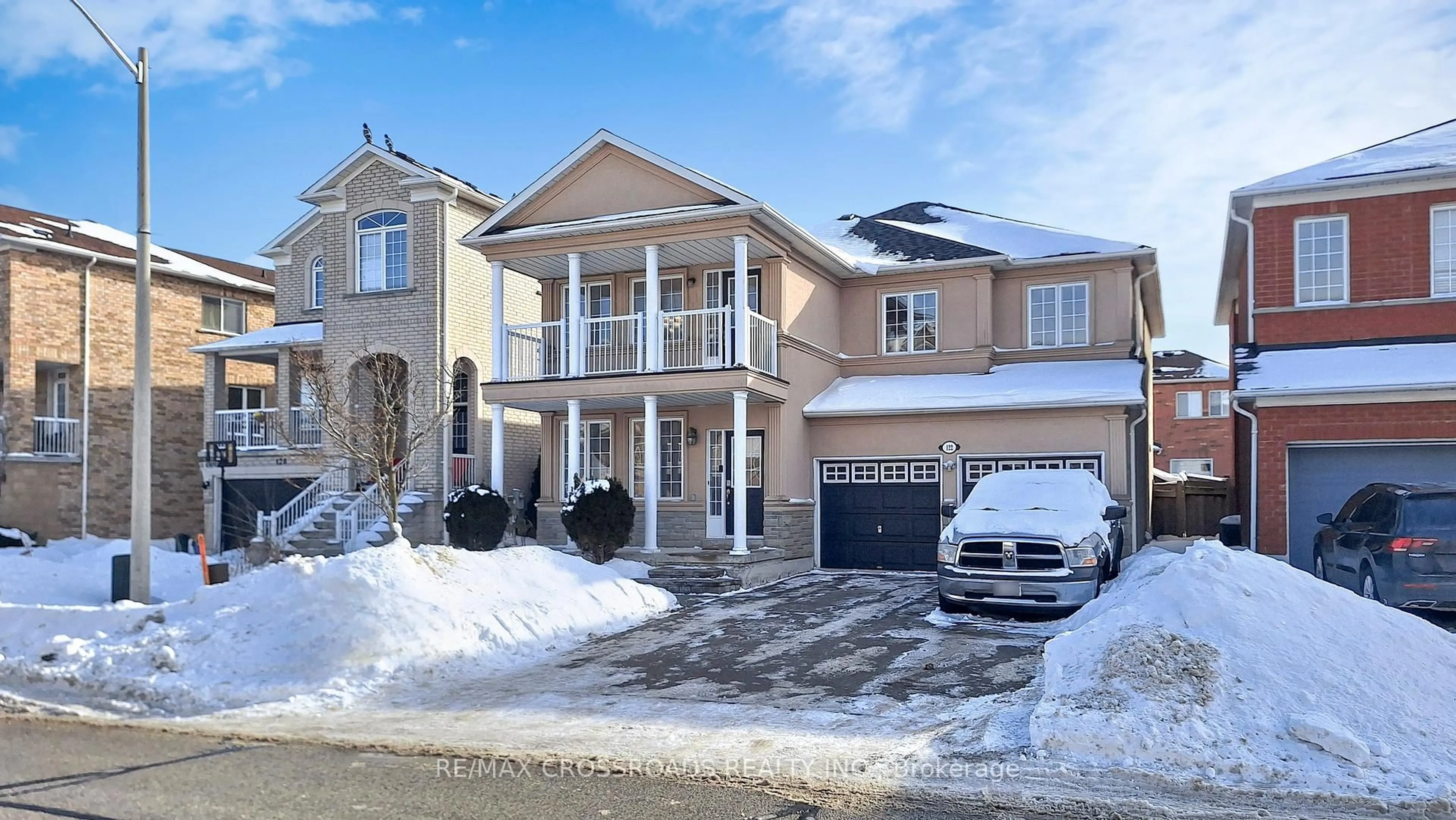 Unknown for 122 Destino Cres, Vaughan Ontario L4H 3E2