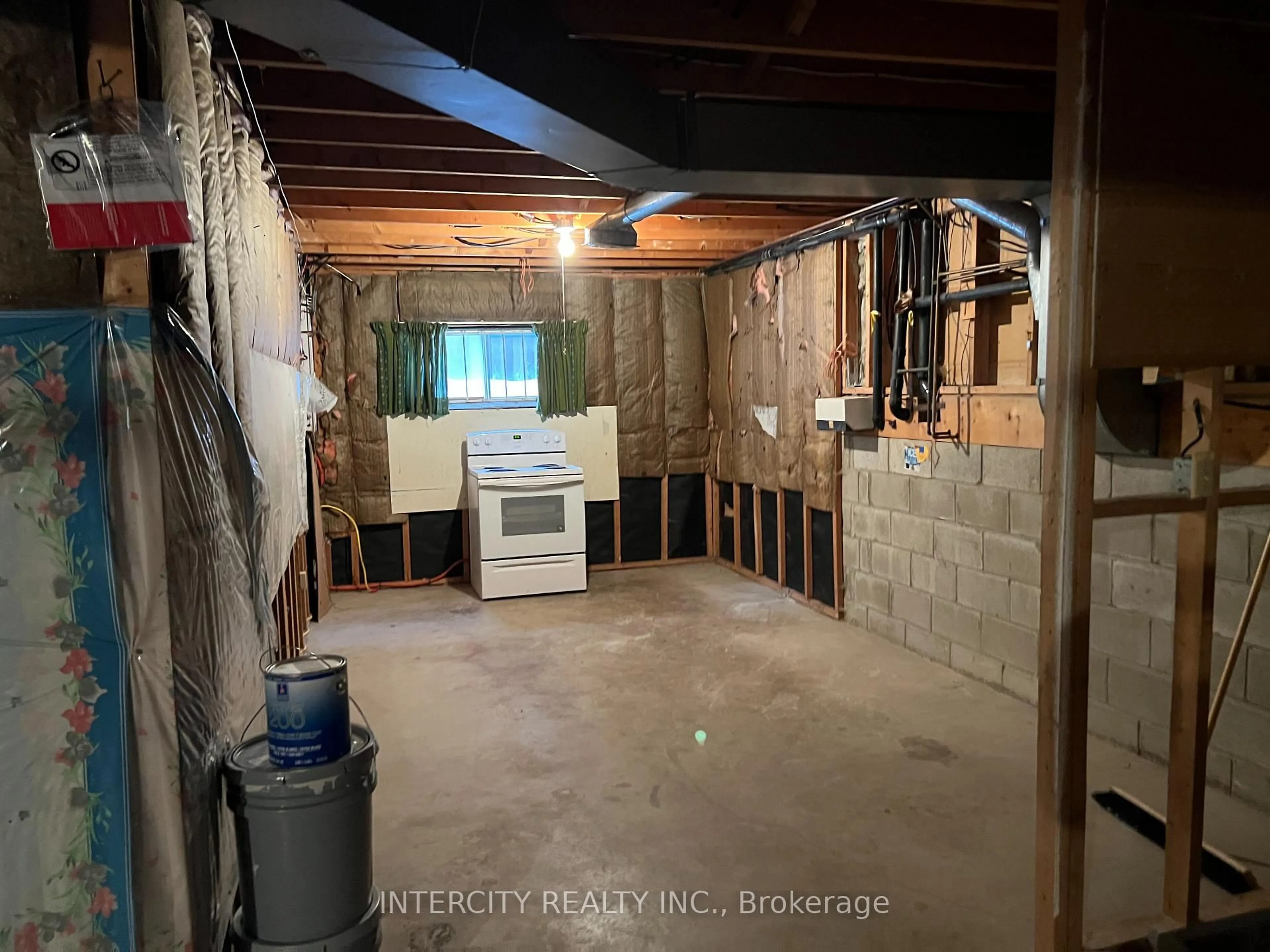 A pic of a room for 180 Jeanne Dr, Vaughan Ontario L4L 1X8