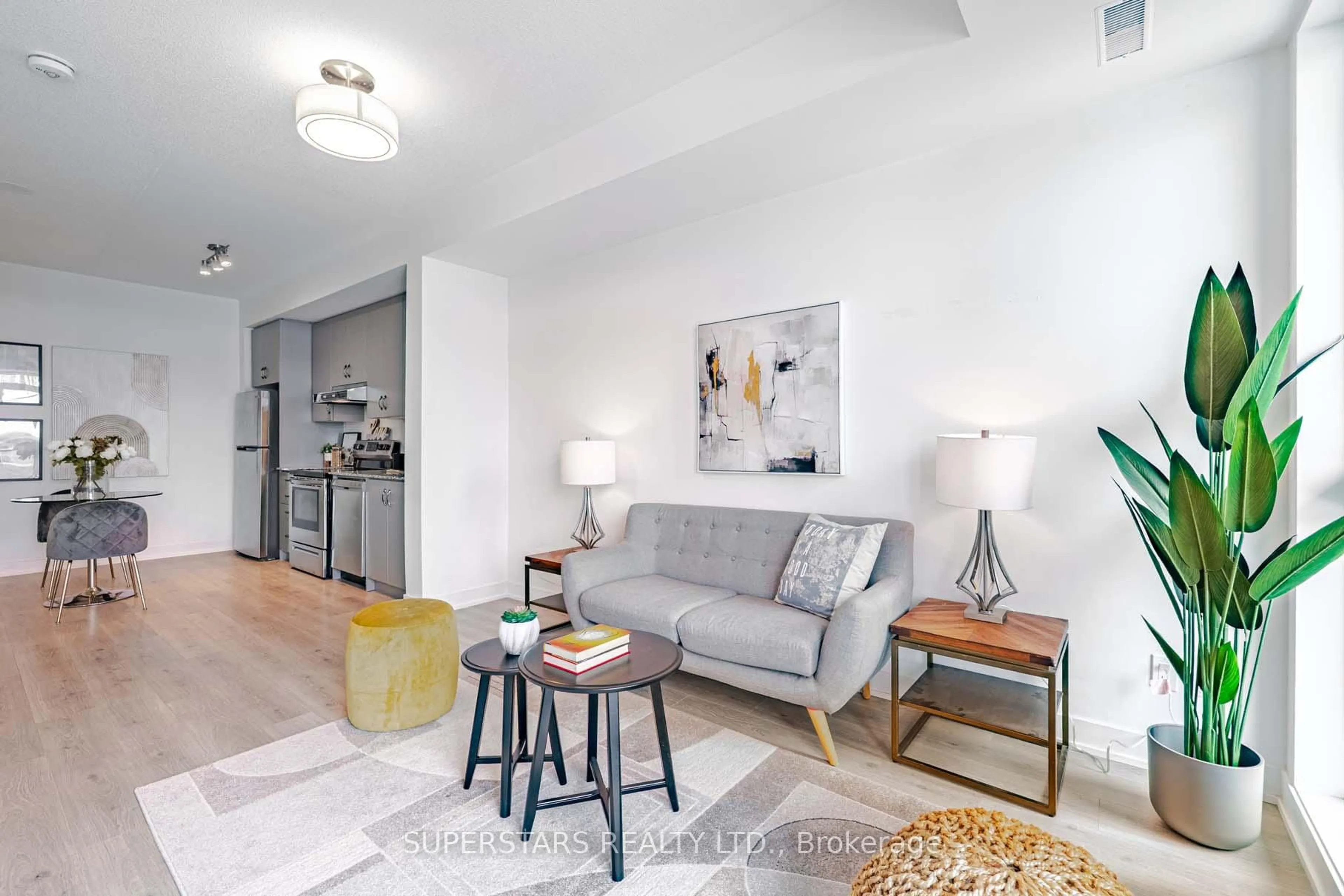 Living room with furniture, unknown for 1 Climo Lane #308, Markham Ontario L6E 0V8