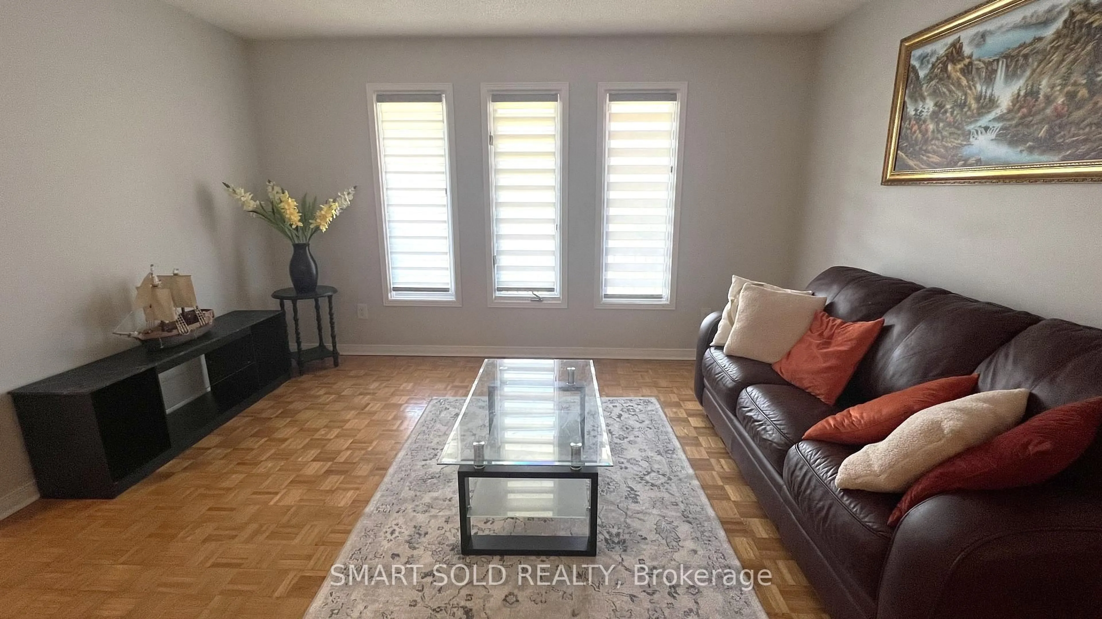 Living room with furniture, wood/laminate floor for 148 Castlehill Rd, Vaughan Ontario L6A 1N7