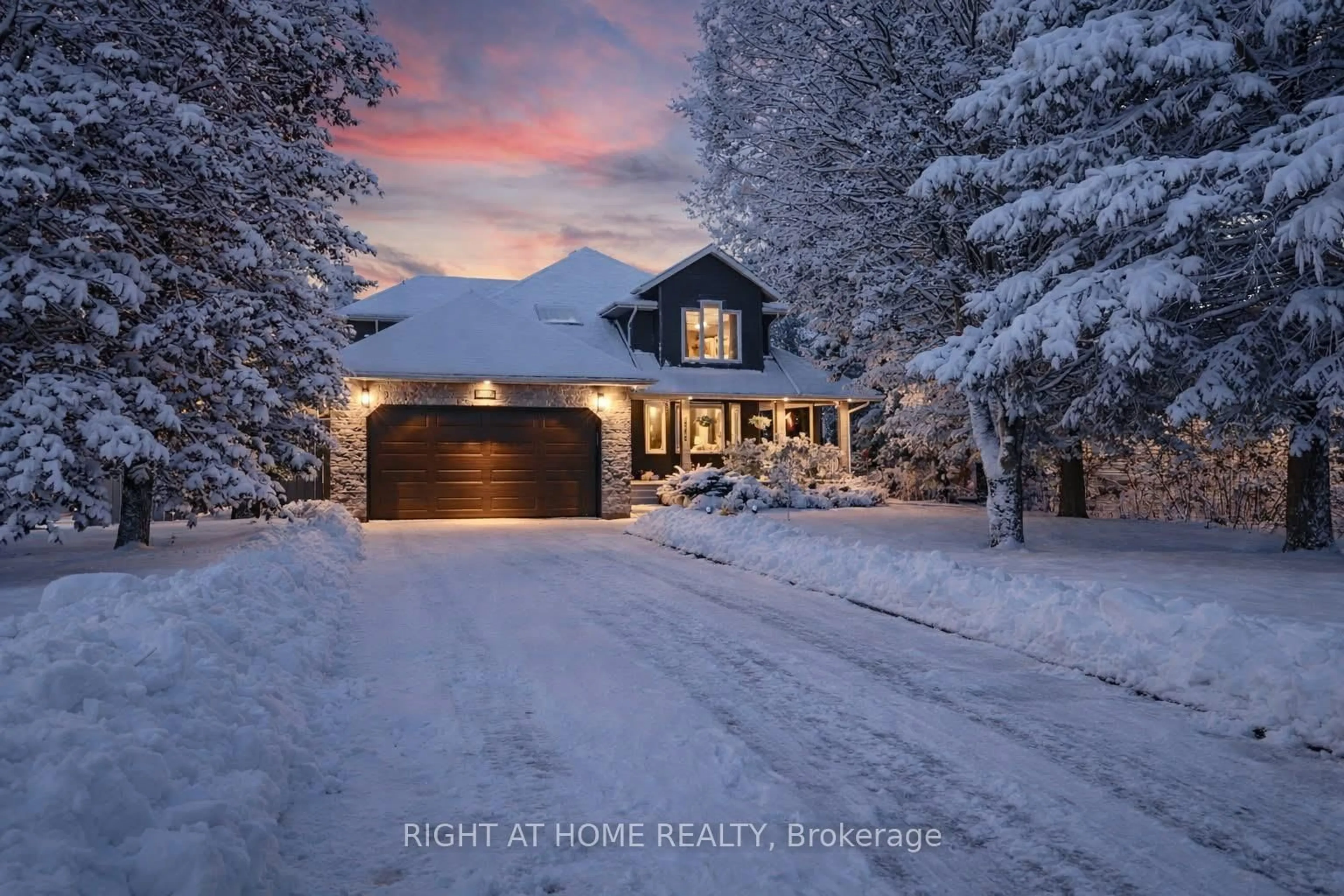 Unknown for 2255 Douglas Ave, Innisfil Ontario L9S 2C5