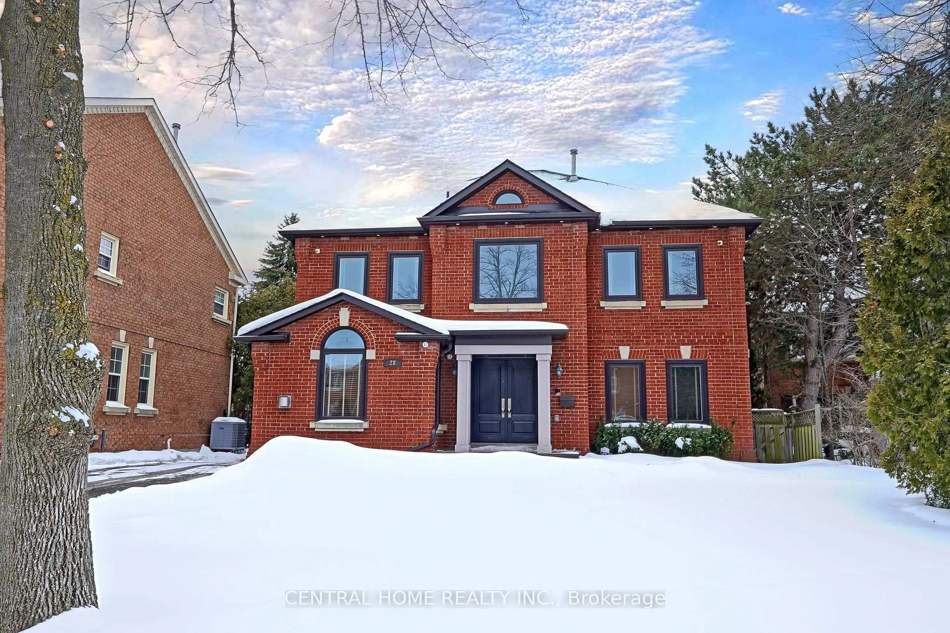 Home with brick exterior material, building for 28 Theobald's Circ, Richmond Hill Ontario L4C 9C6