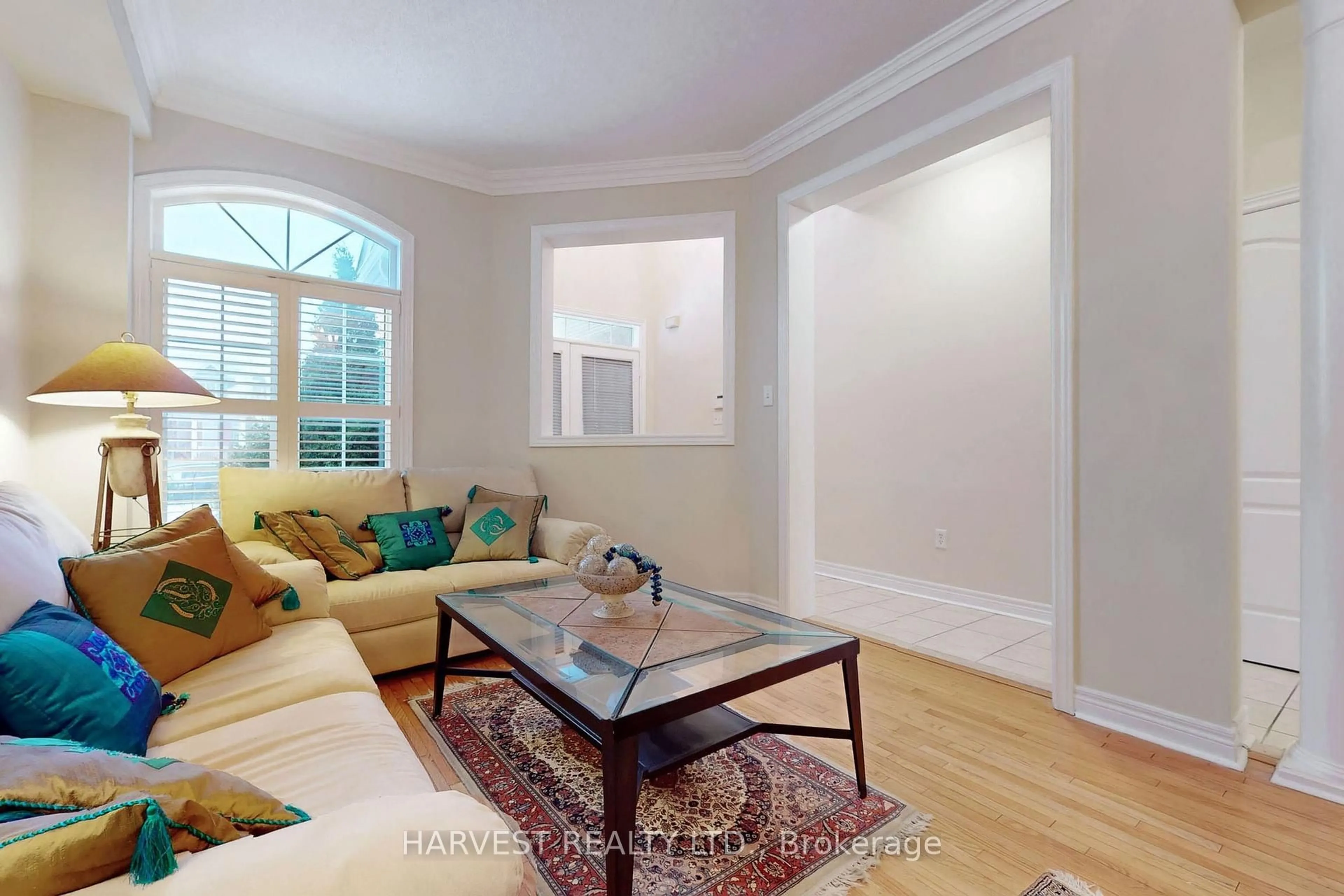 Living room with furniture, unknown for 45 Jefferson Forest Dr, Richmond Hill Ontario L4E 4J1