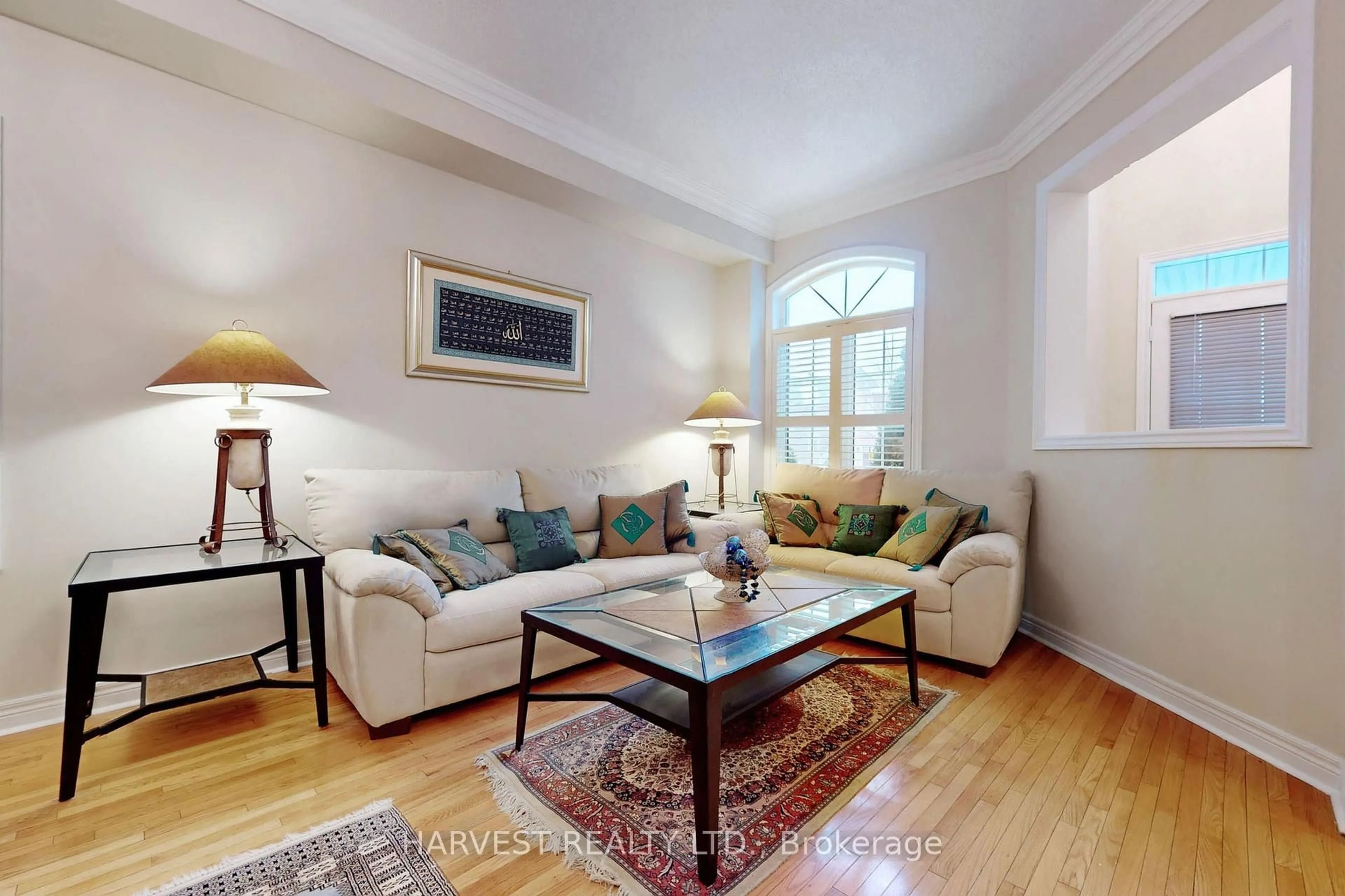 Living room with furniture, unknown for 45 Jefferson Forest Dr, Richmond Hill Ontario L4E 4J1