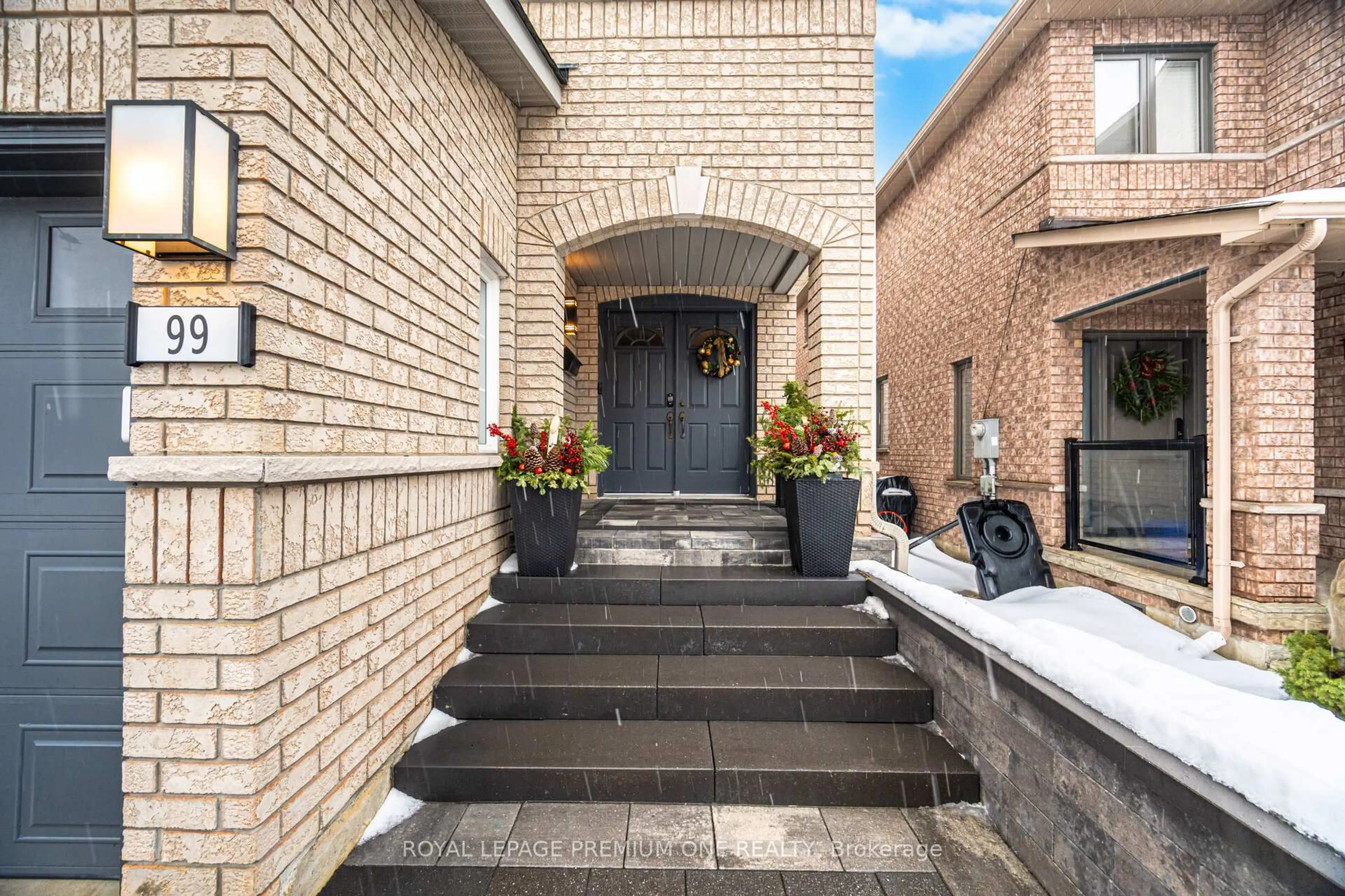 Unknown for 99 Royal Pine Ave, Vaughan Ontario L4H 1S8