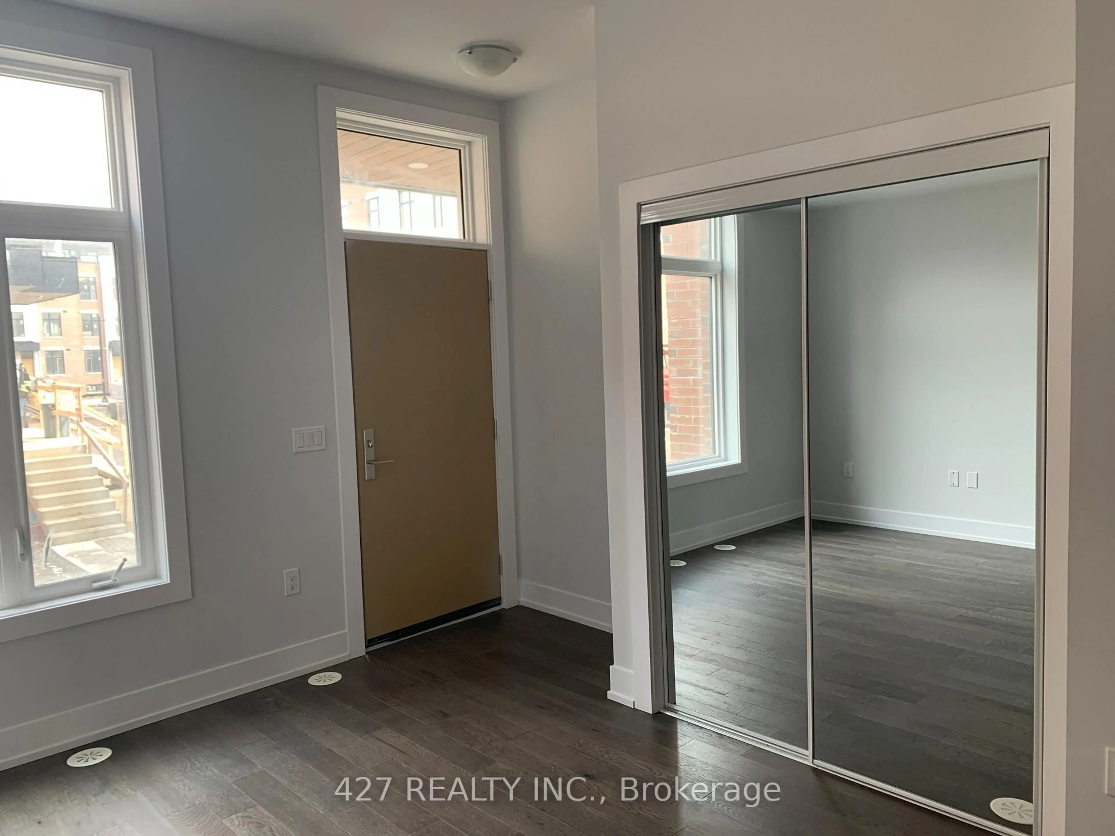 A pic of a room for 9580 ISLINGTON Ave #L137, Vaughan Ontario L4H 5E8