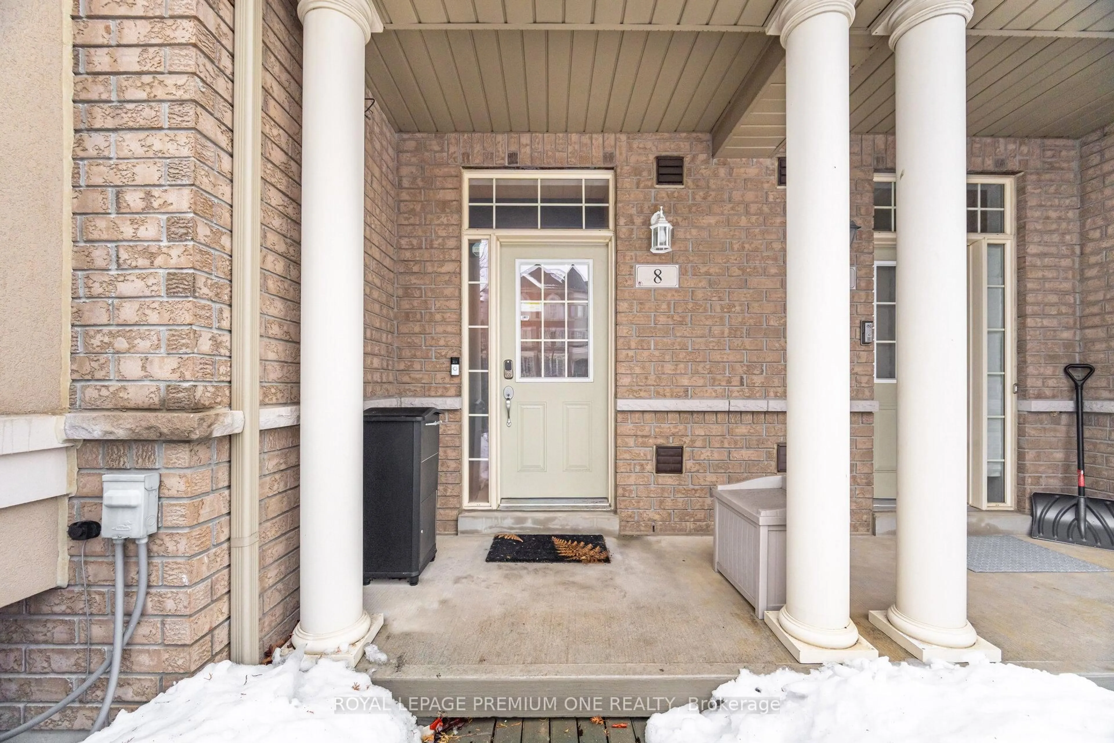 Indoor entryway for 8 Poetry Dr, Vaughan Ontario L4H 3P7