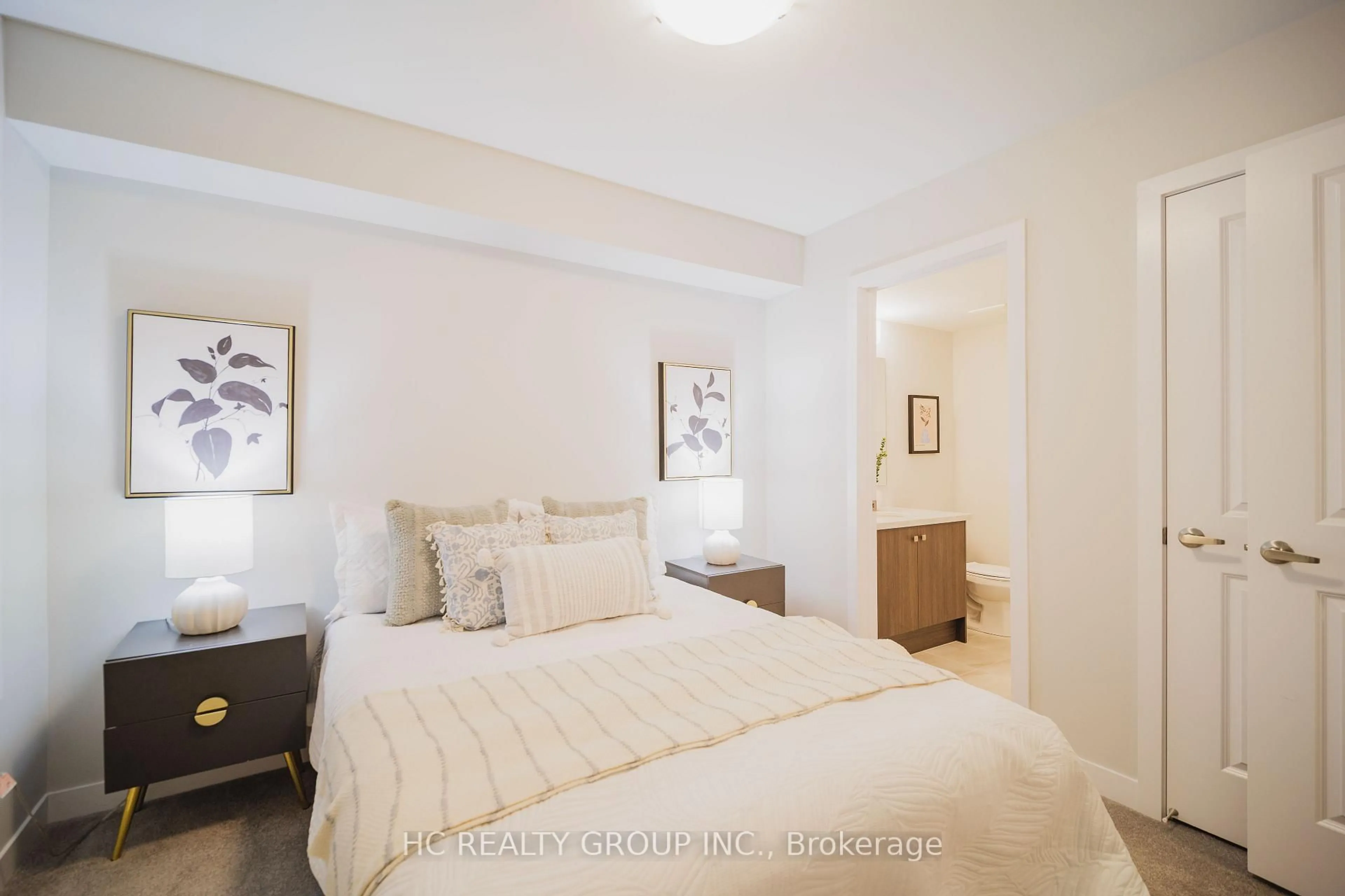 Bedroom with bed, unknown for 46 York Downs Blvd, Markham Ontario L6C 3K3