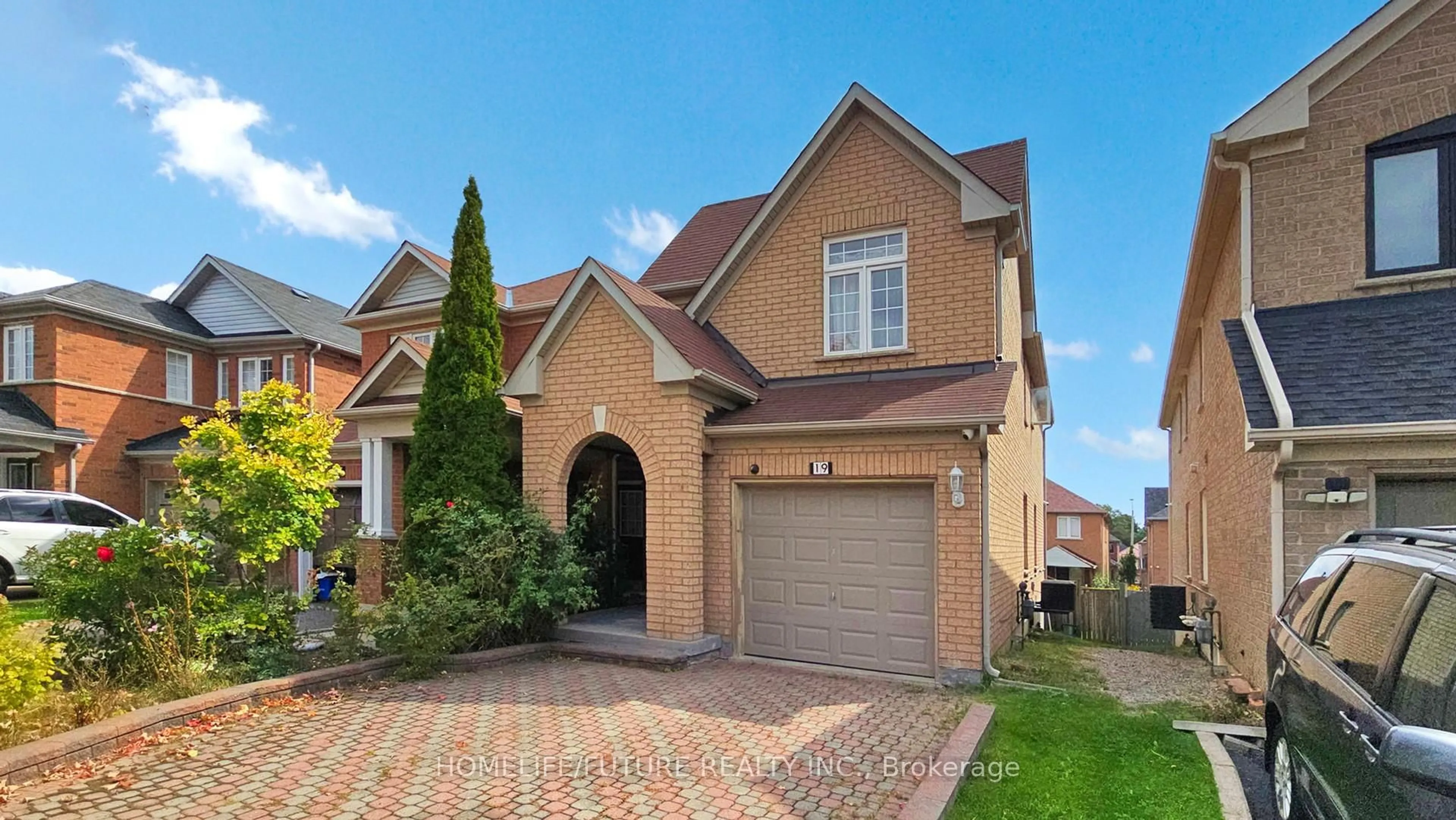 Home with brick exterior material, street for 19 Charles Brown Rd, Markham Ontario L3S 4T3