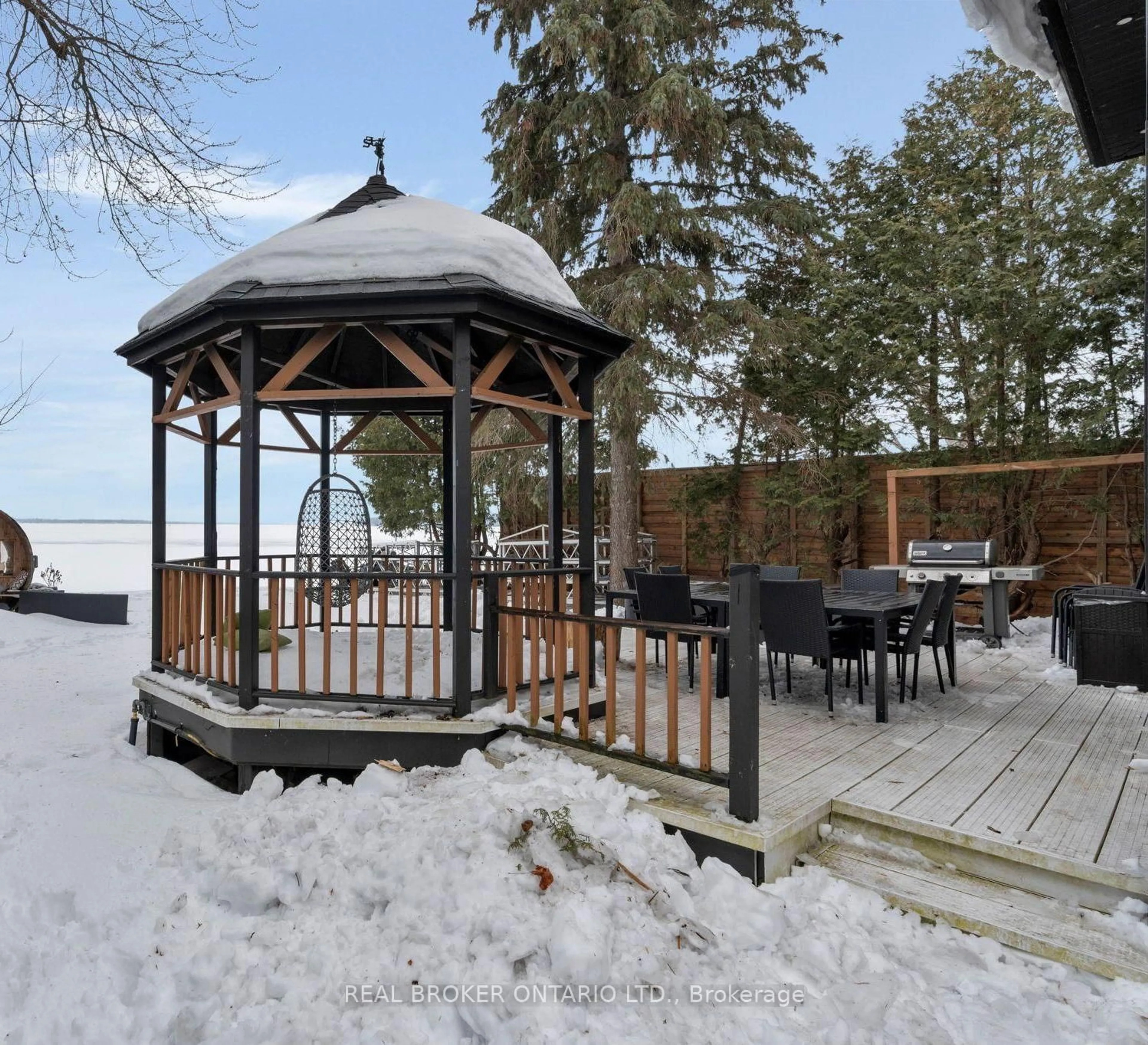 Patio, water/lake/river/ocean view for 943 Barry Ave, Innisfil Ontario L0L 1W0