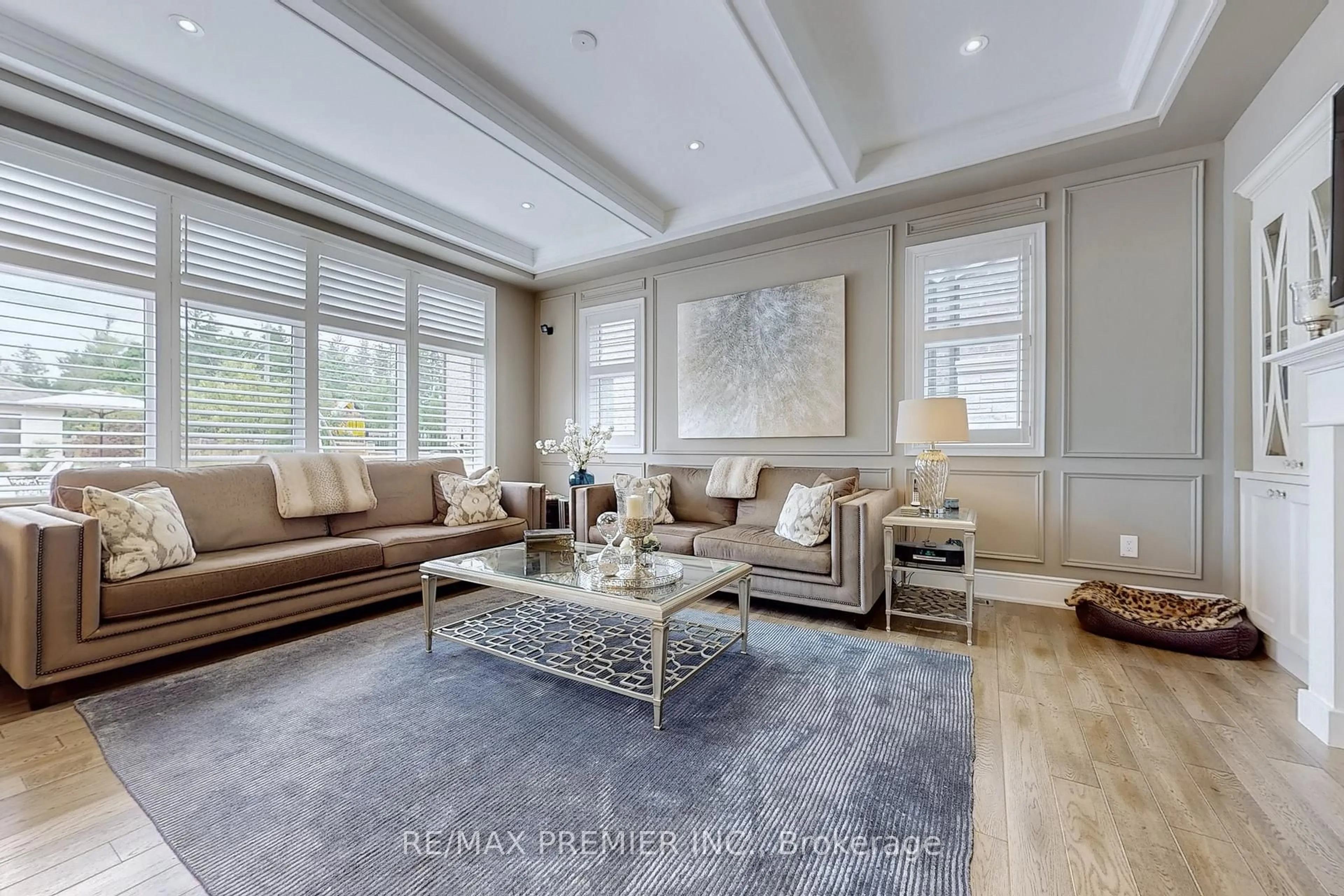 Living room with furniture, unknown for 75 Cairns Gate, King Ontario L7B 0P5