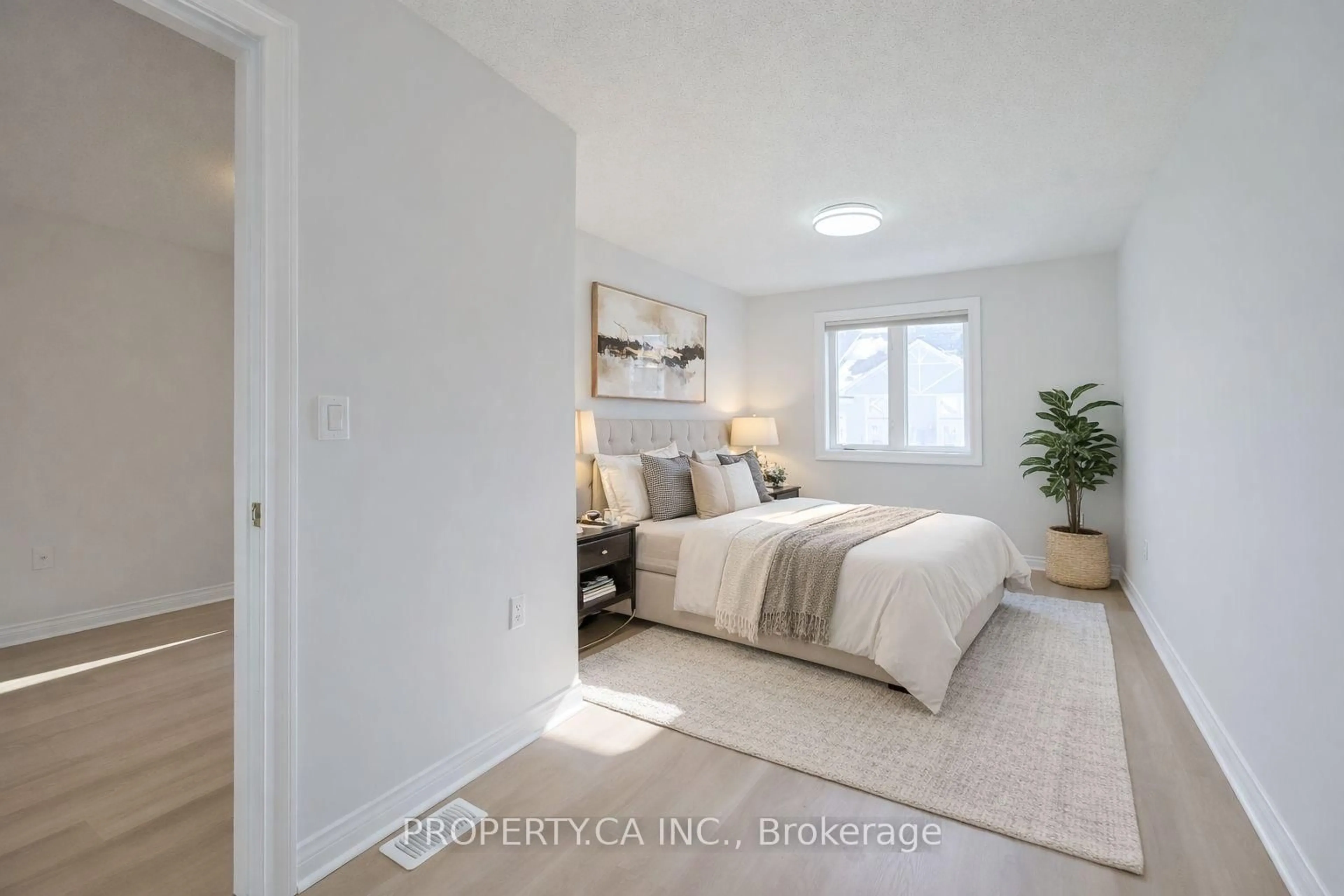 Bedroom with bed, unknown for 1051 On Bogart Circ #46, Newmarket Ontario L3Y 8T4