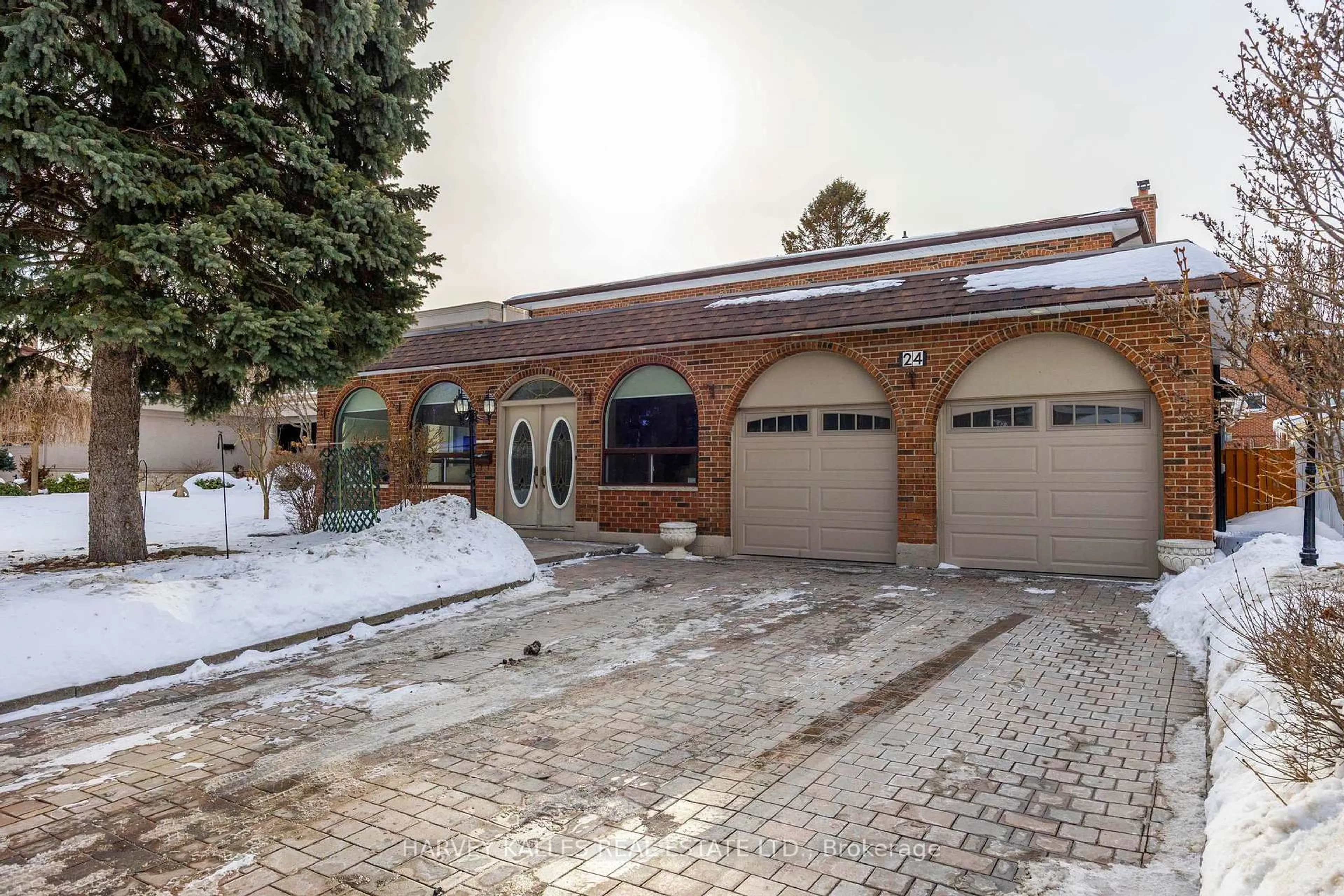 Unknown for 24 Francis St, Vaughan Ontario L4L 1P6