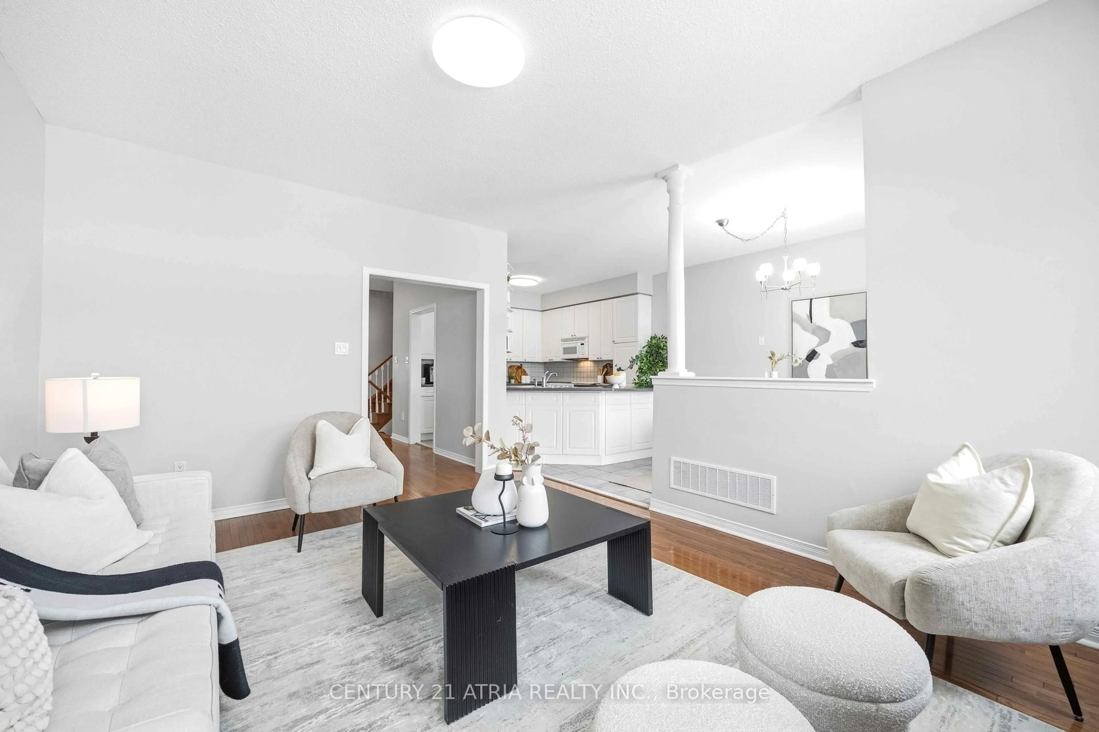 Living room with furniture, unknown for 33 Eddington Pl, Vaughan Ontario L6A 3P7