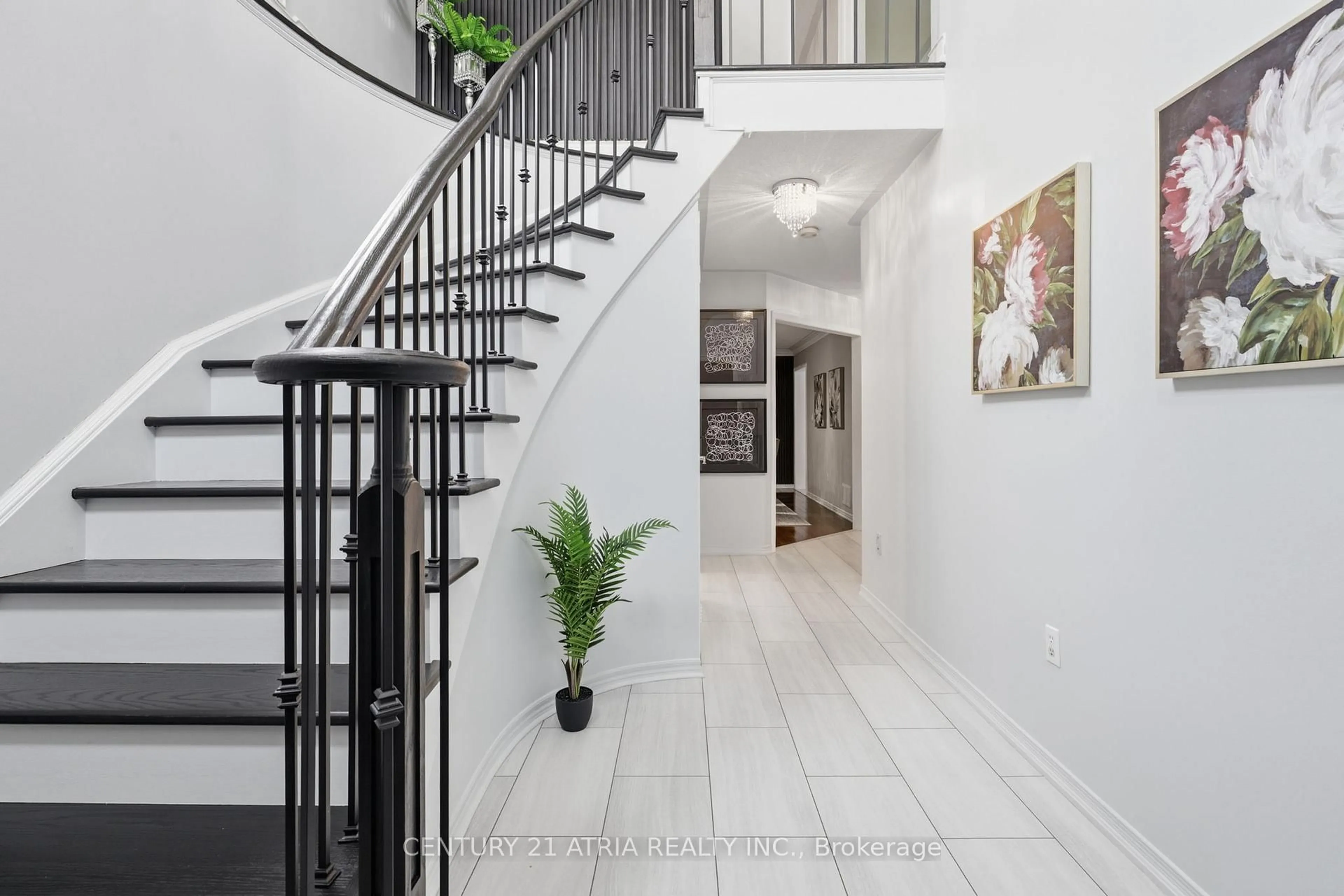 Stairs for 18 Abbott Ave, Aurora Ontario L4G 7V7