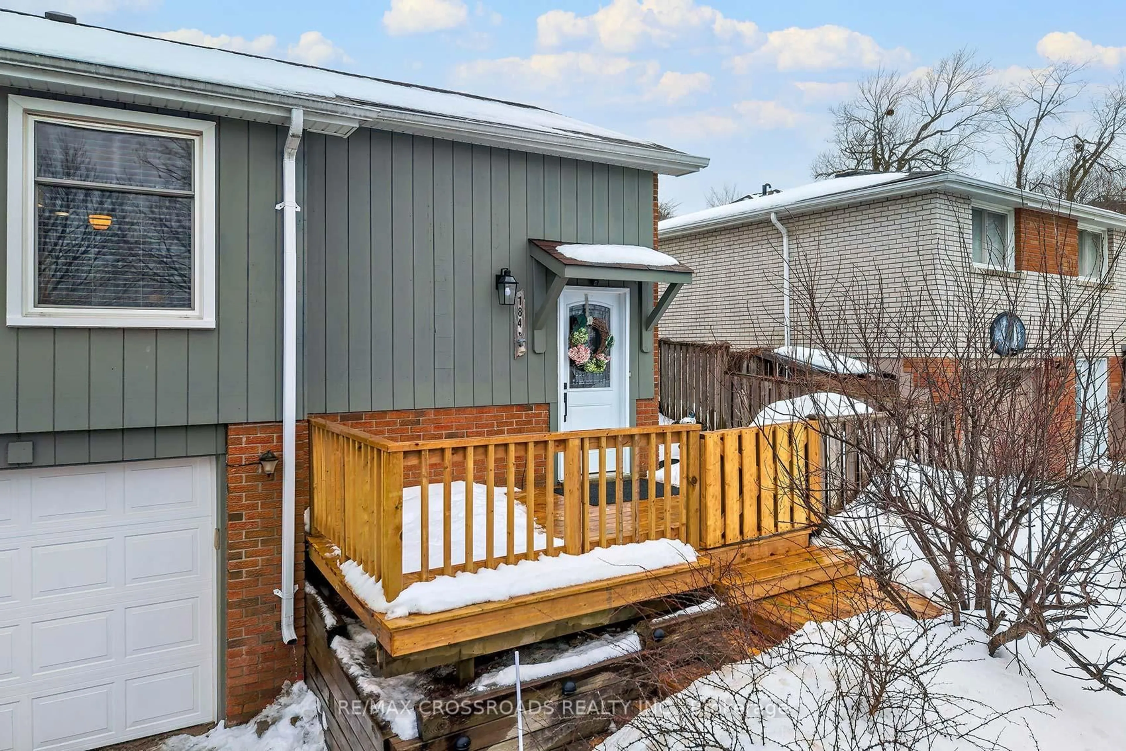 Unknown for 184 Collings Ave, Bradford West Gwillimbury Ontario L3Z 1N1