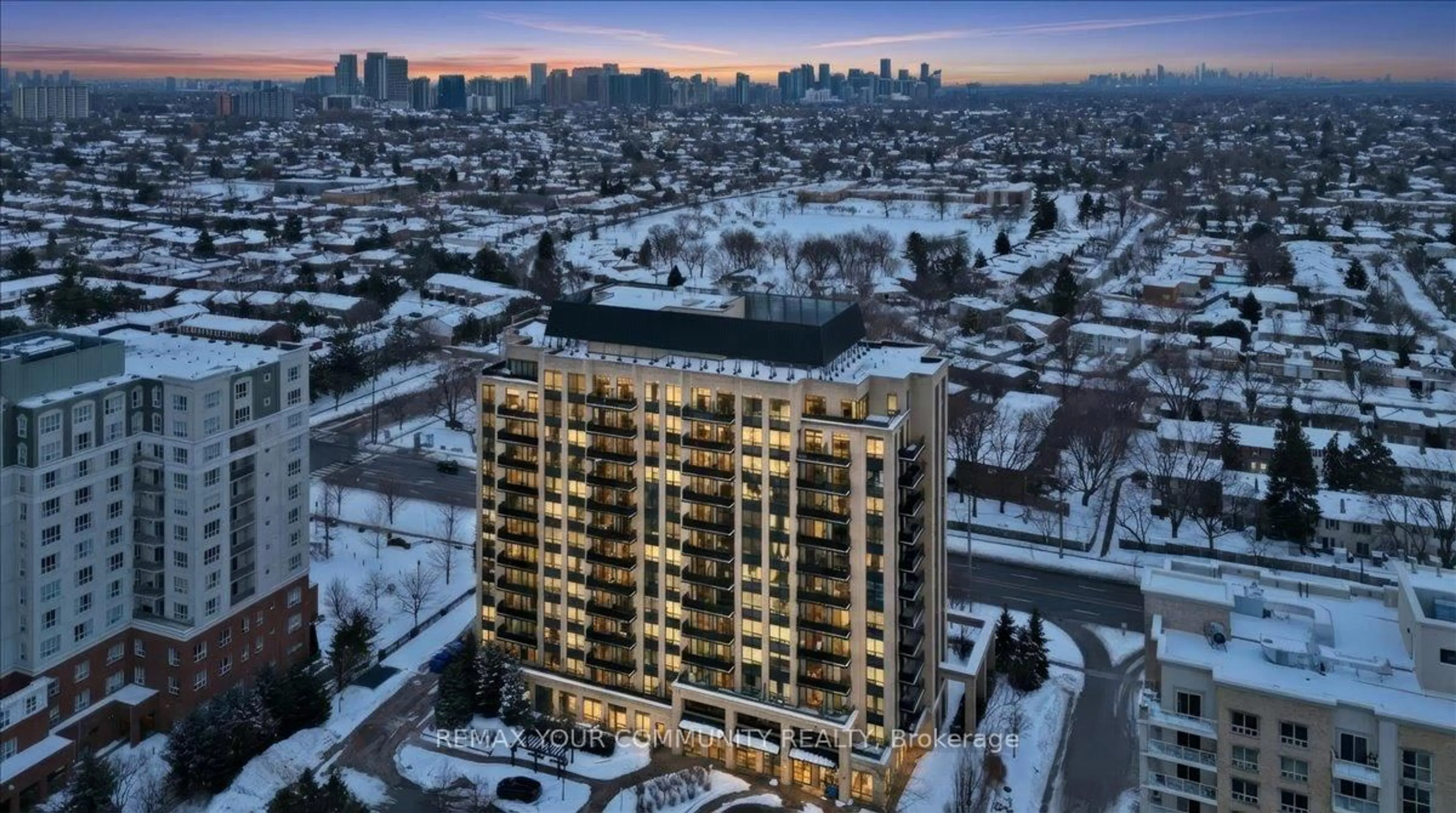 A pic from outside/outdoor area/front of a property/back of a property/a pic from drone, city buildings view from balcony for 520 Steeles Ave #1009, Vaughan Ontario L4J 0H2