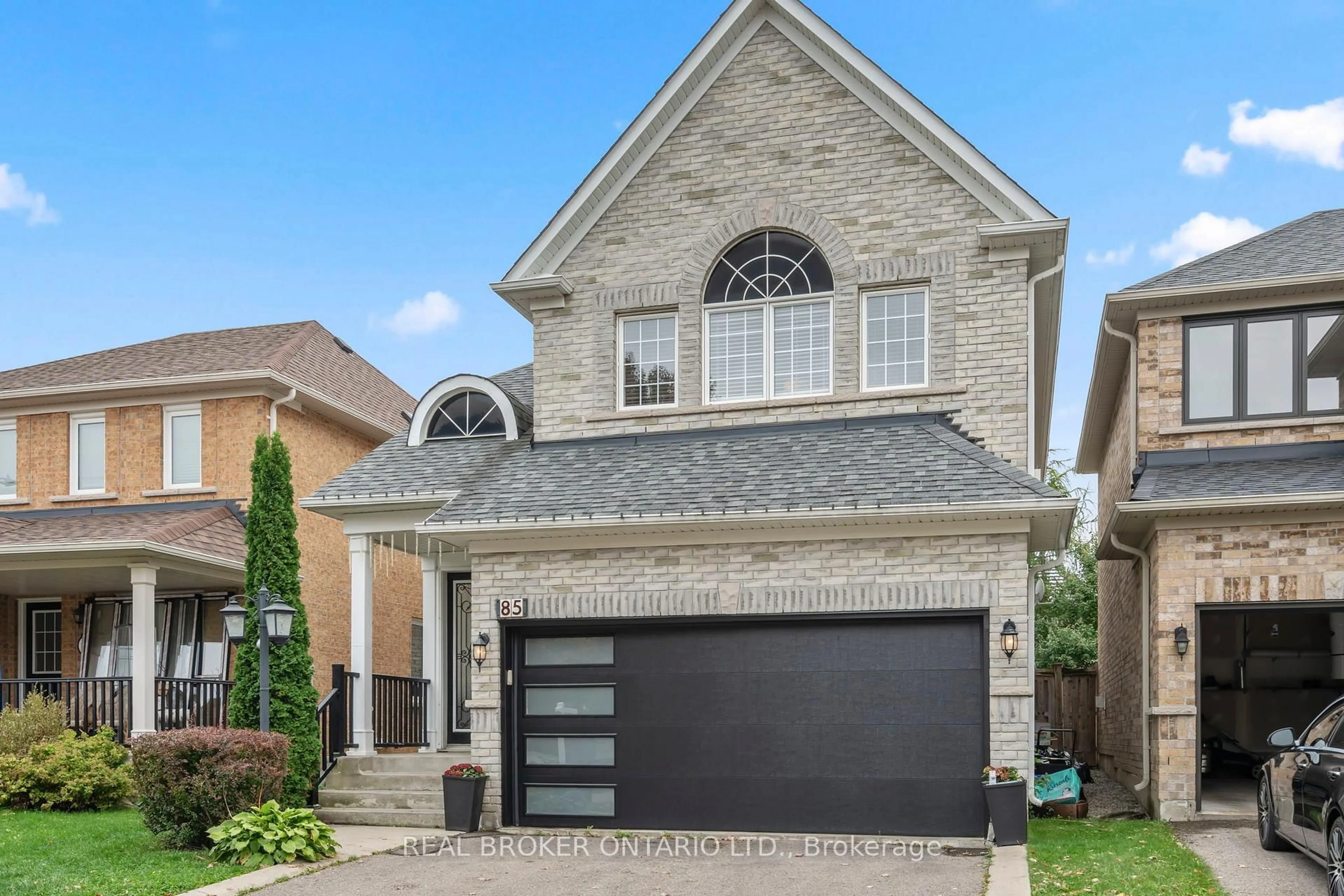 Home with brick exterior material, street for 85 Laurier Ave, Richmond Hill Ontario L4E 4P7