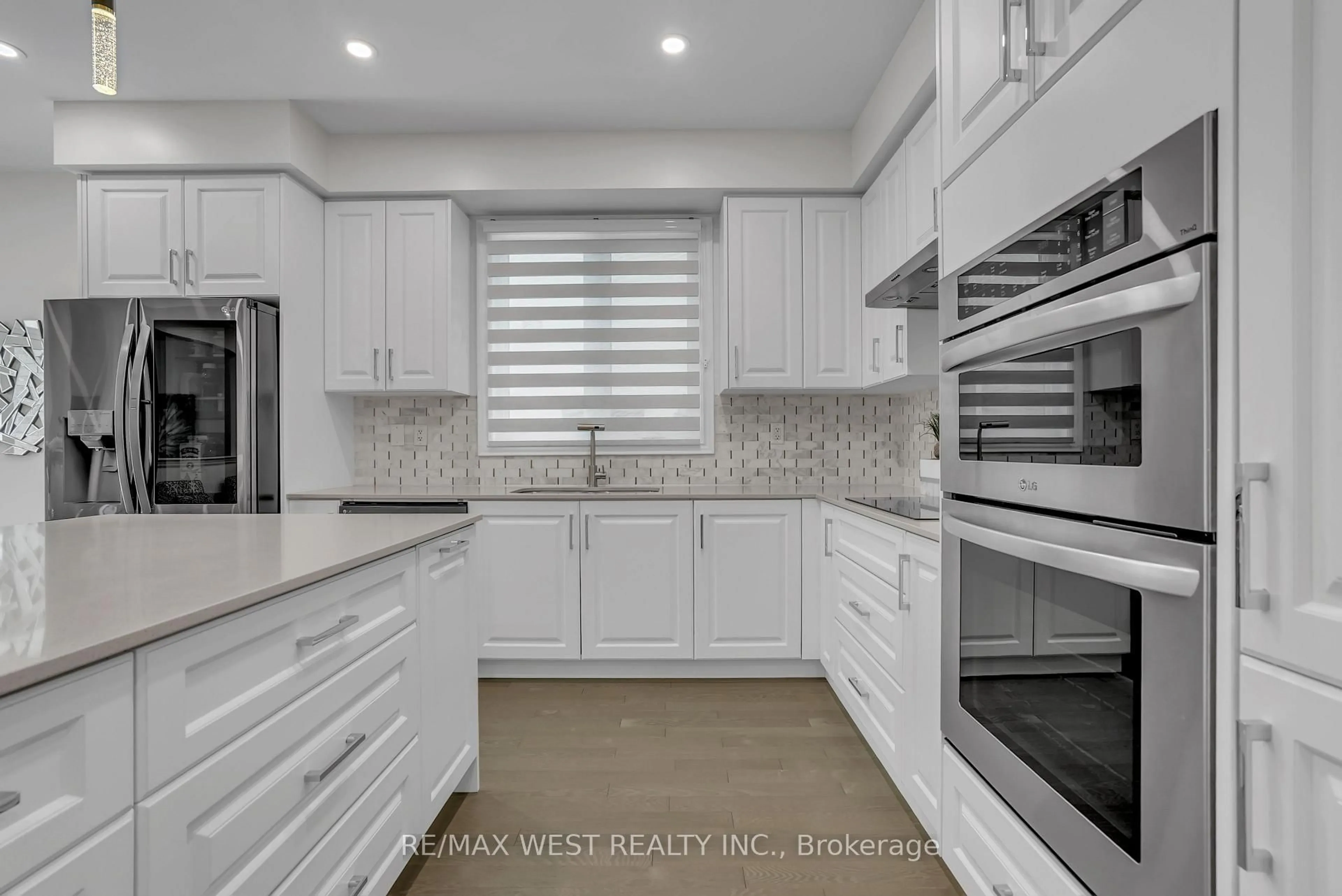 Contemporary kitchen, ceramic/tile floor for 110 Scarlet Way, Bradford West Gwillimbury Ontario L3Z 4J2