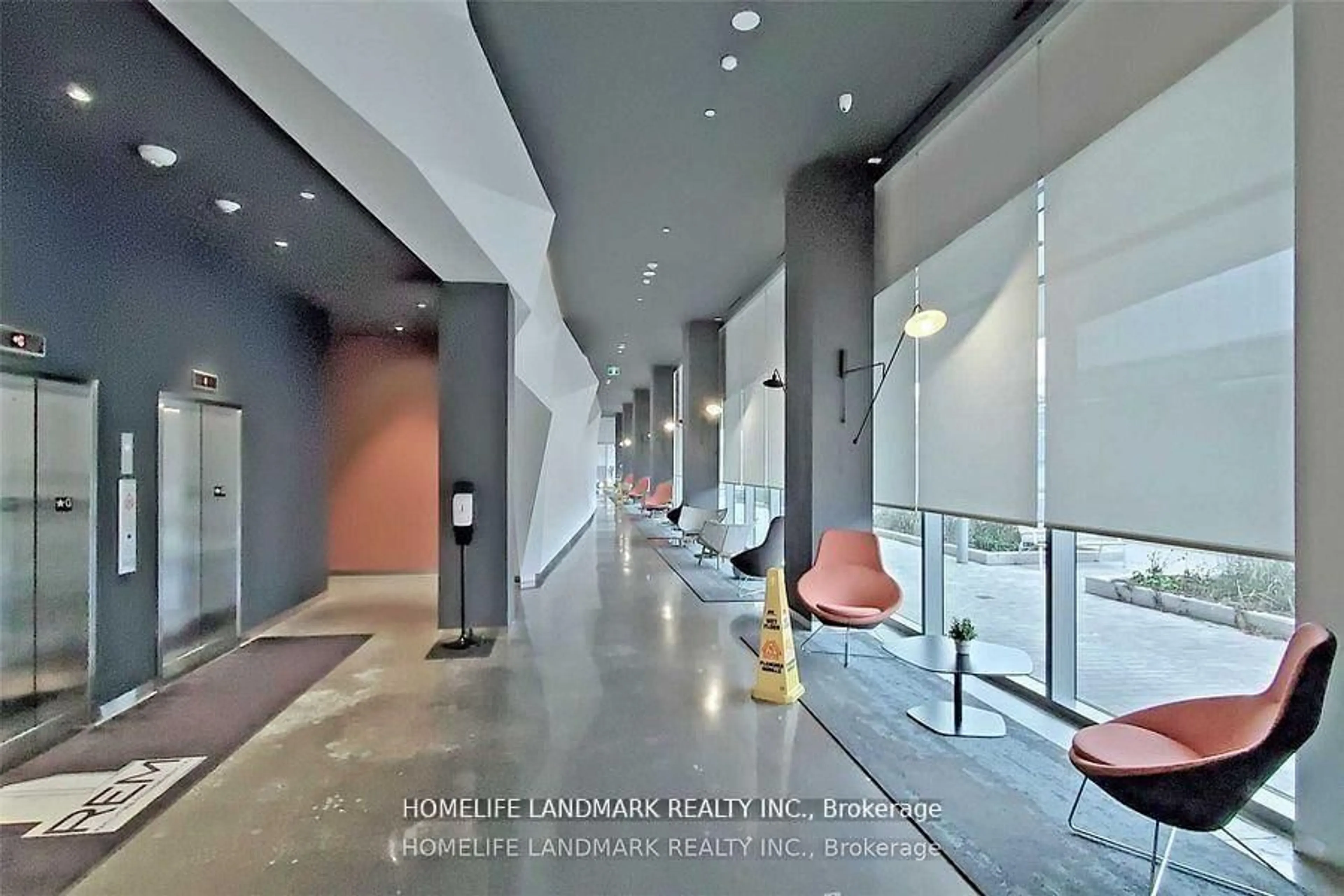 Indoor foyer for 10 Rouge Valley Dr #407A, Markham Ontario L6G 0G9