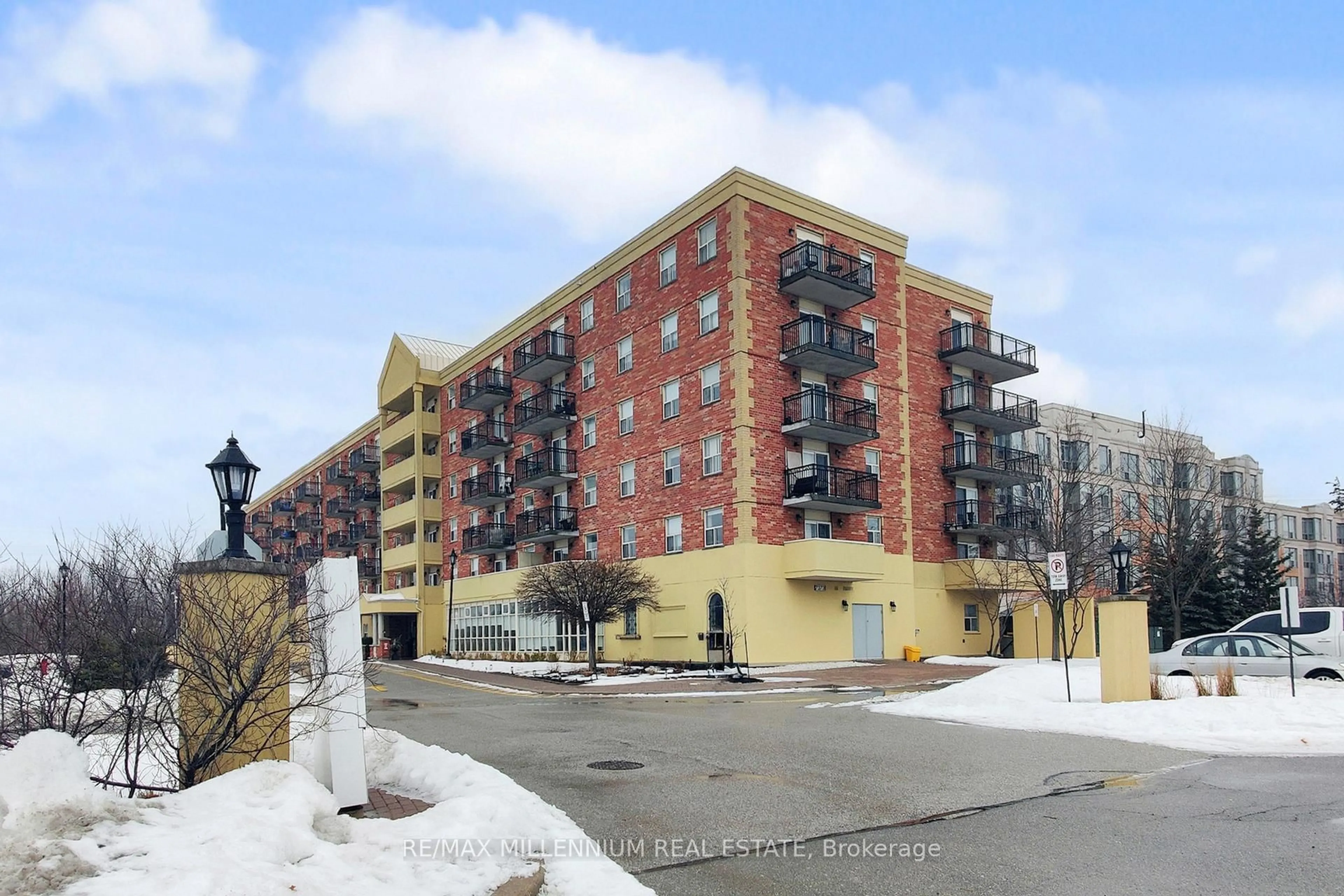 Unknown for 7373 Martingrove Rd #619, Vaughan Ontario L4L 9K1