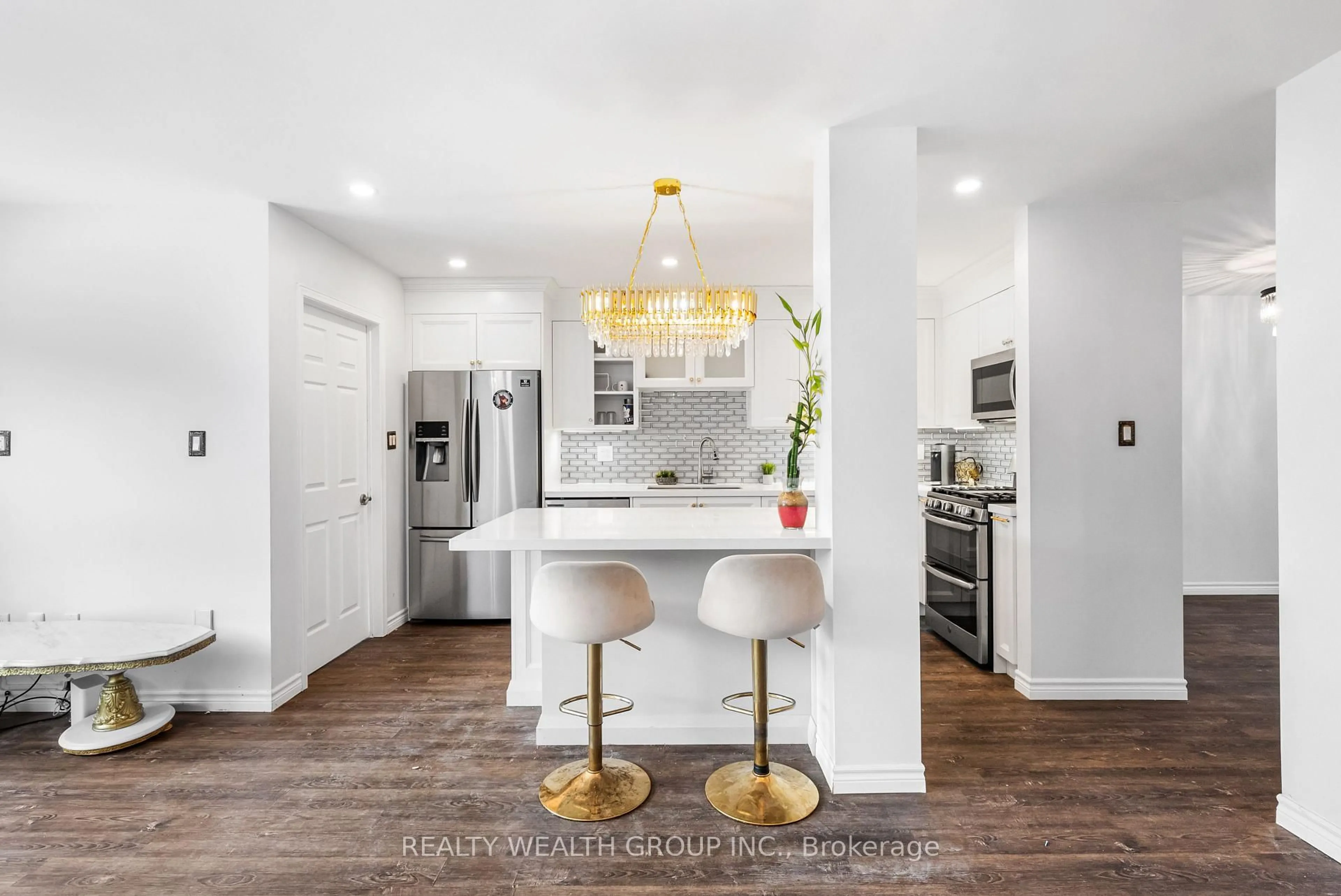 Open concept kitchen, unknown for 34 Castle Park Blvd, Vaughan Ontario L4H 1M4