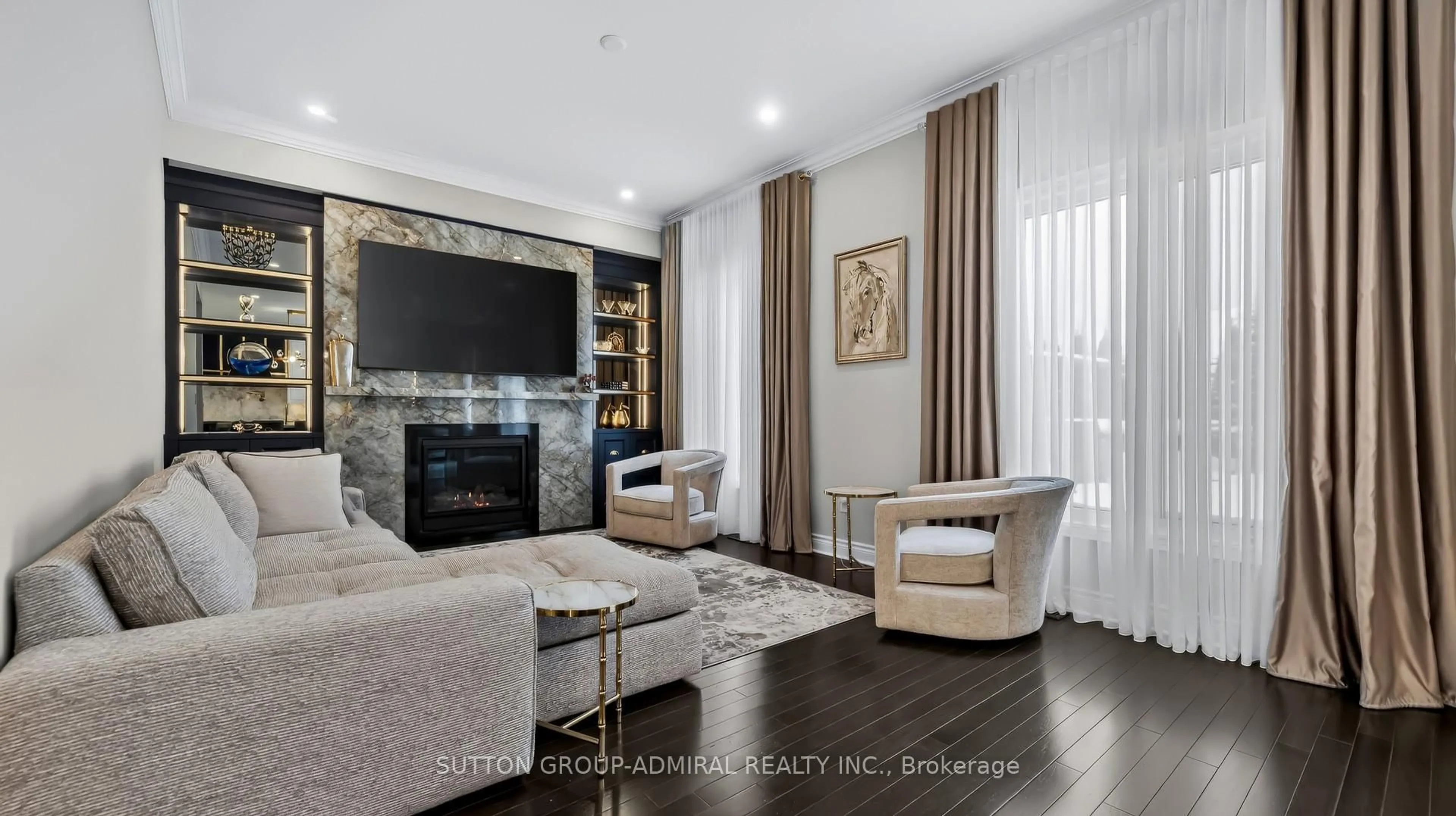 Living room with furniture, wood/laminate floor for 37 Cedarpoint Crt, Vaughan Ontario L6A 4P7