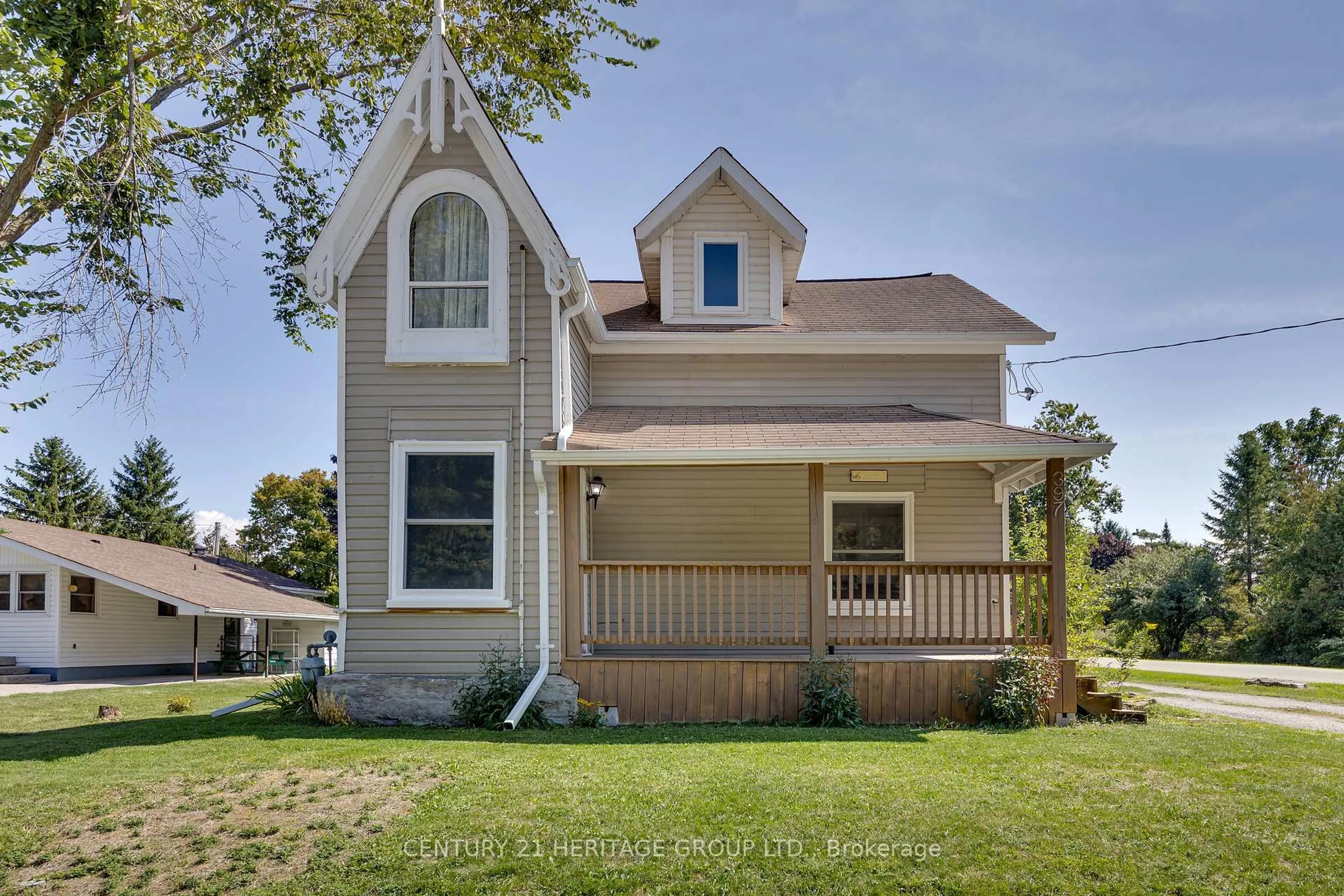 Home with vinyl exterior material, street for 397 Mara Rd, Brock Ontario L0K 1A0