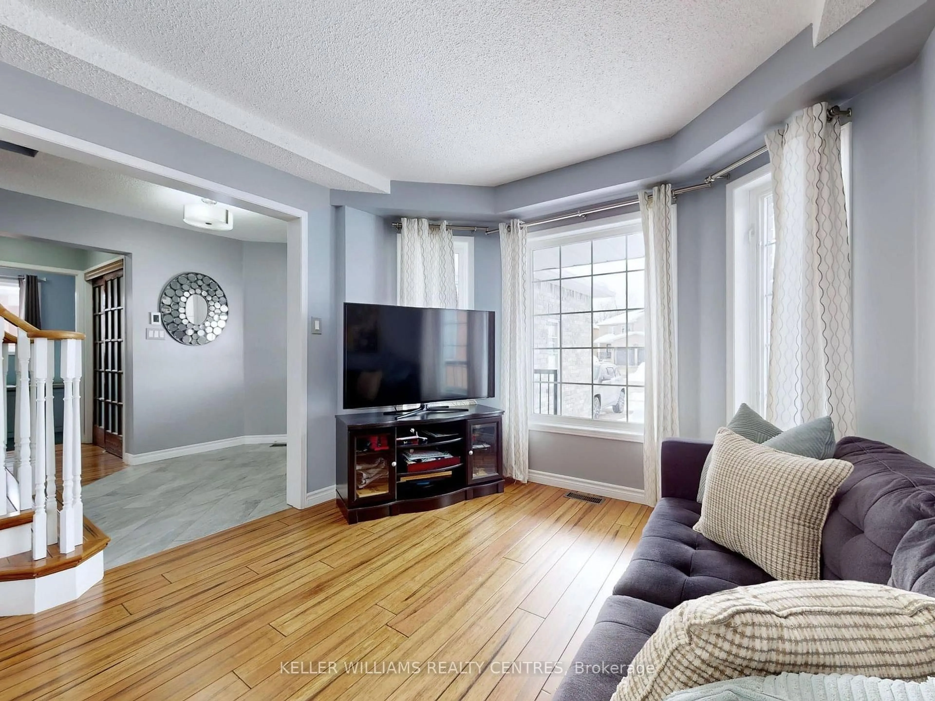 Living room with furniture, unknown for 1184 Leslie Dr, Innisfil Ontario L9S 2A9