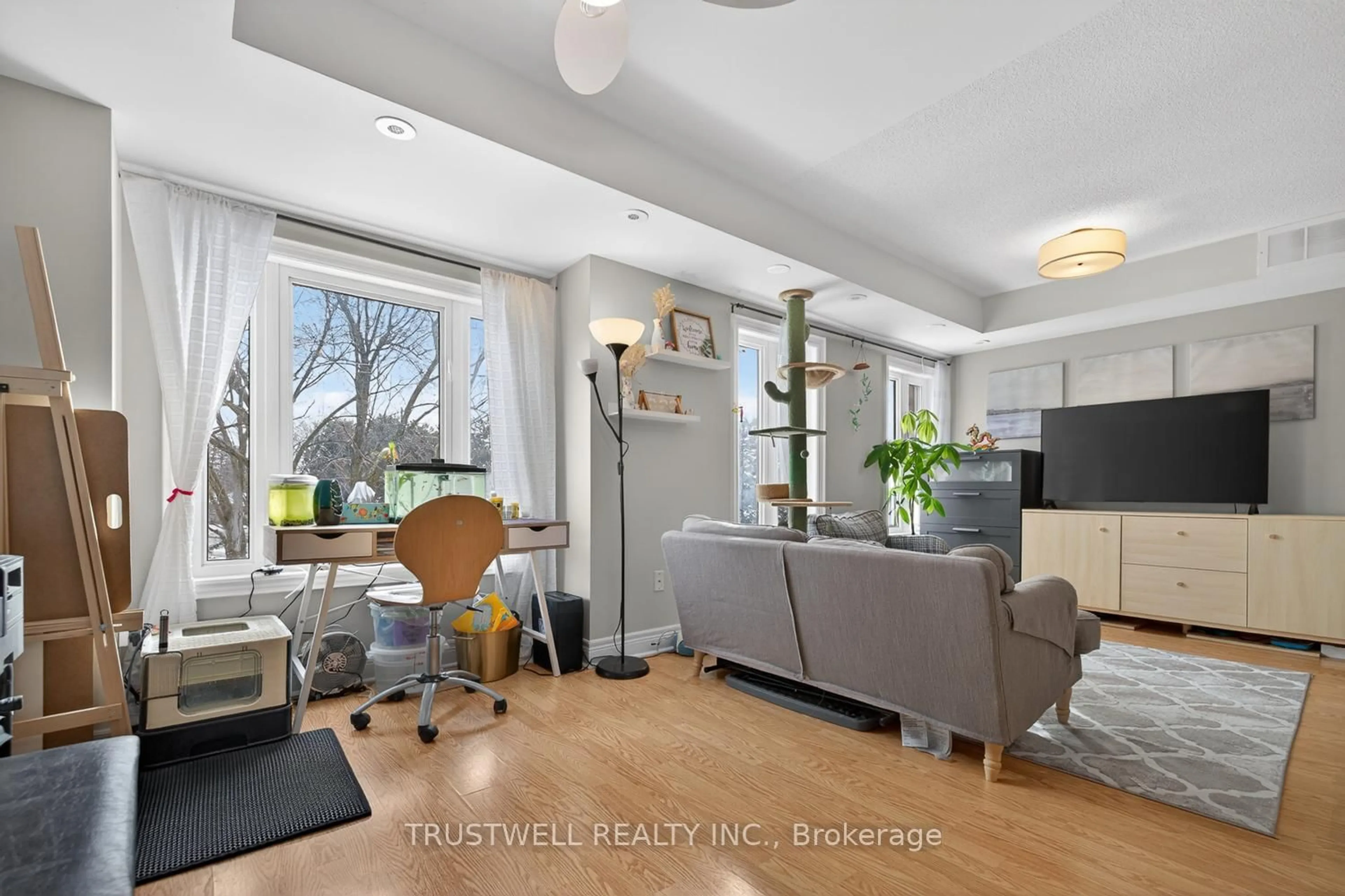 Living room with furniture, unknown for 306 John St #298, Markham Ontario L3T 0A7