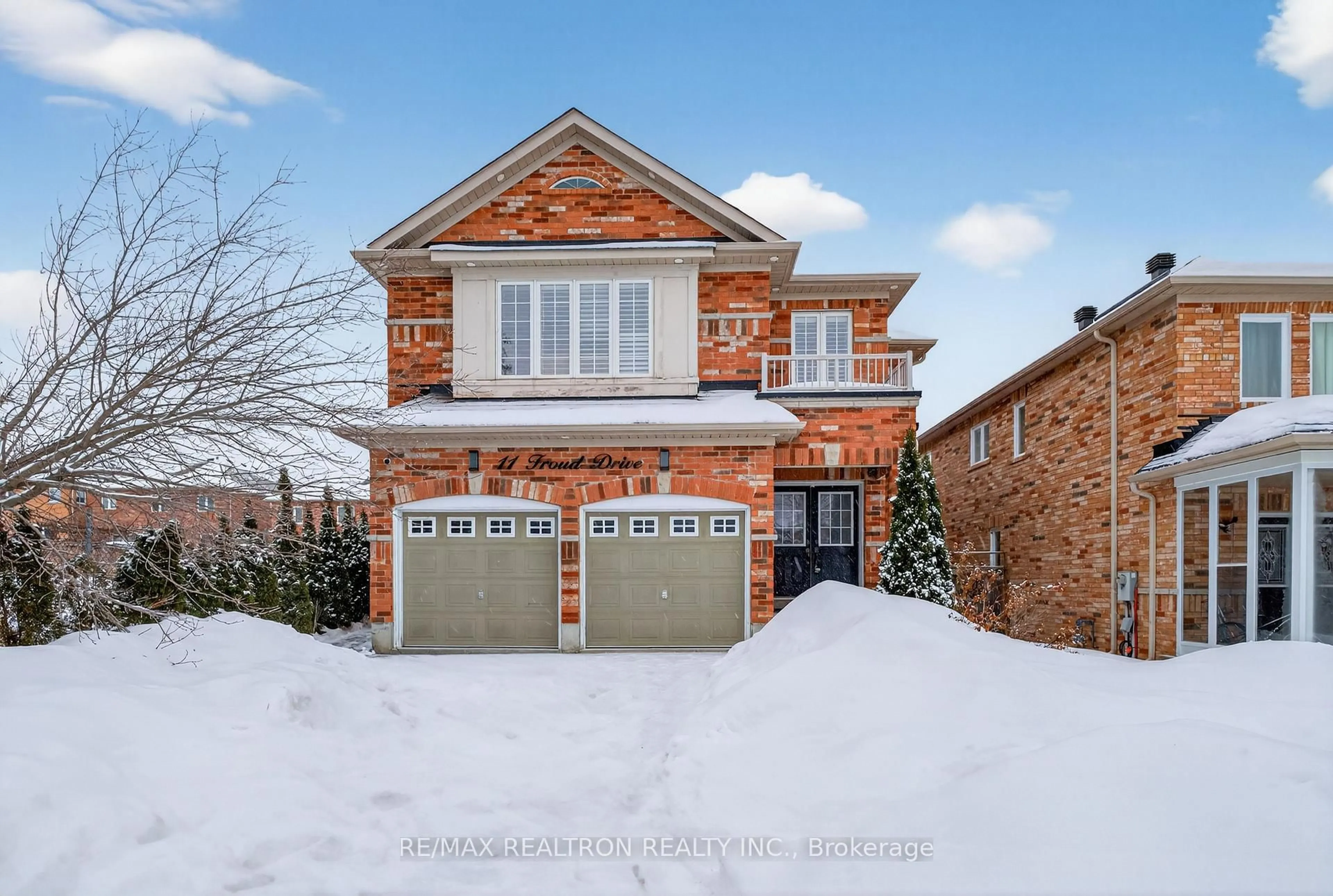 Home with brick exterior material, street for 11 Froud Dr, Richmond Hill Ontario L4S 0C5