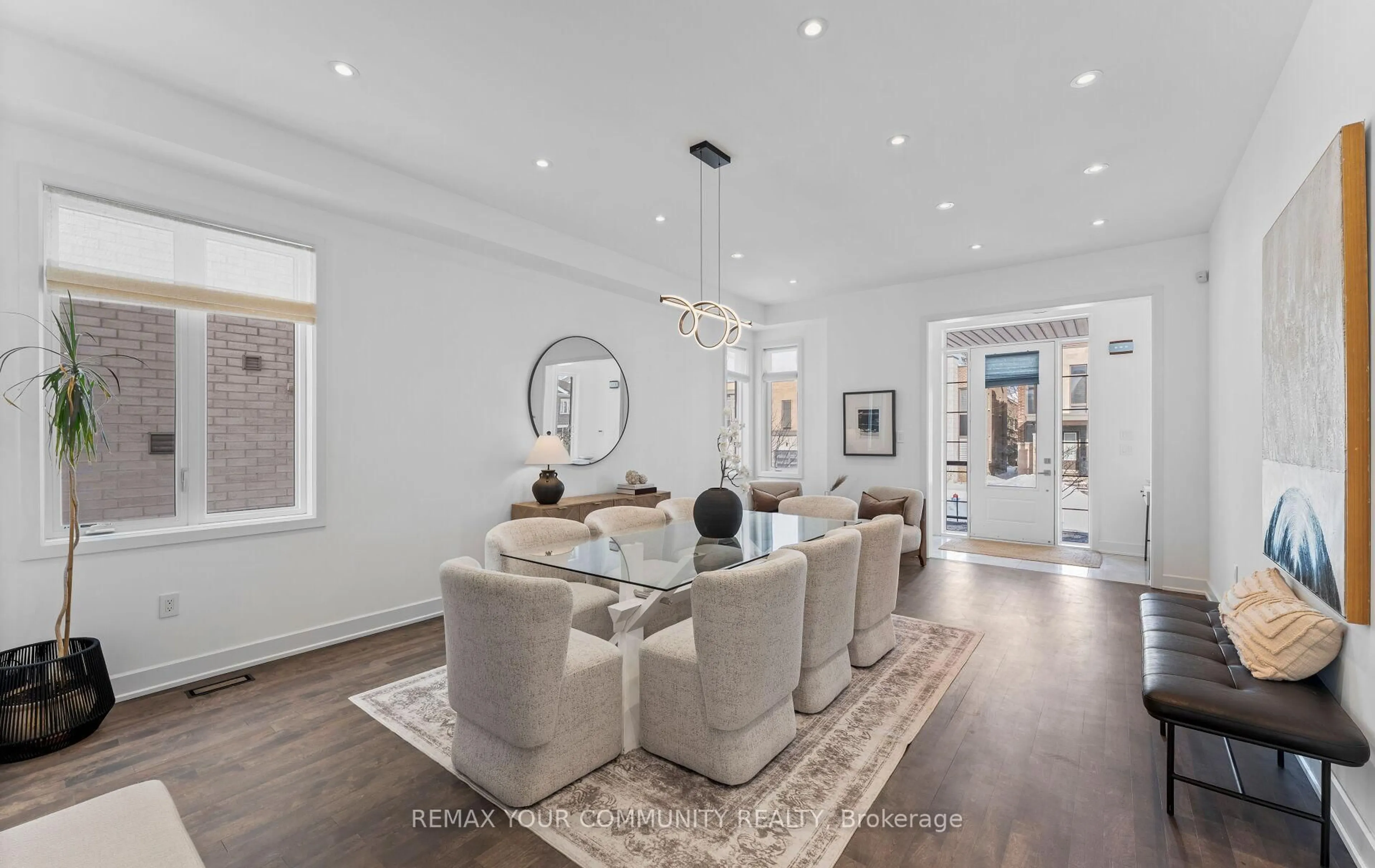 Unknown for 10 Kent Matthew St, Richmond Hill Ontario L4E 1C9