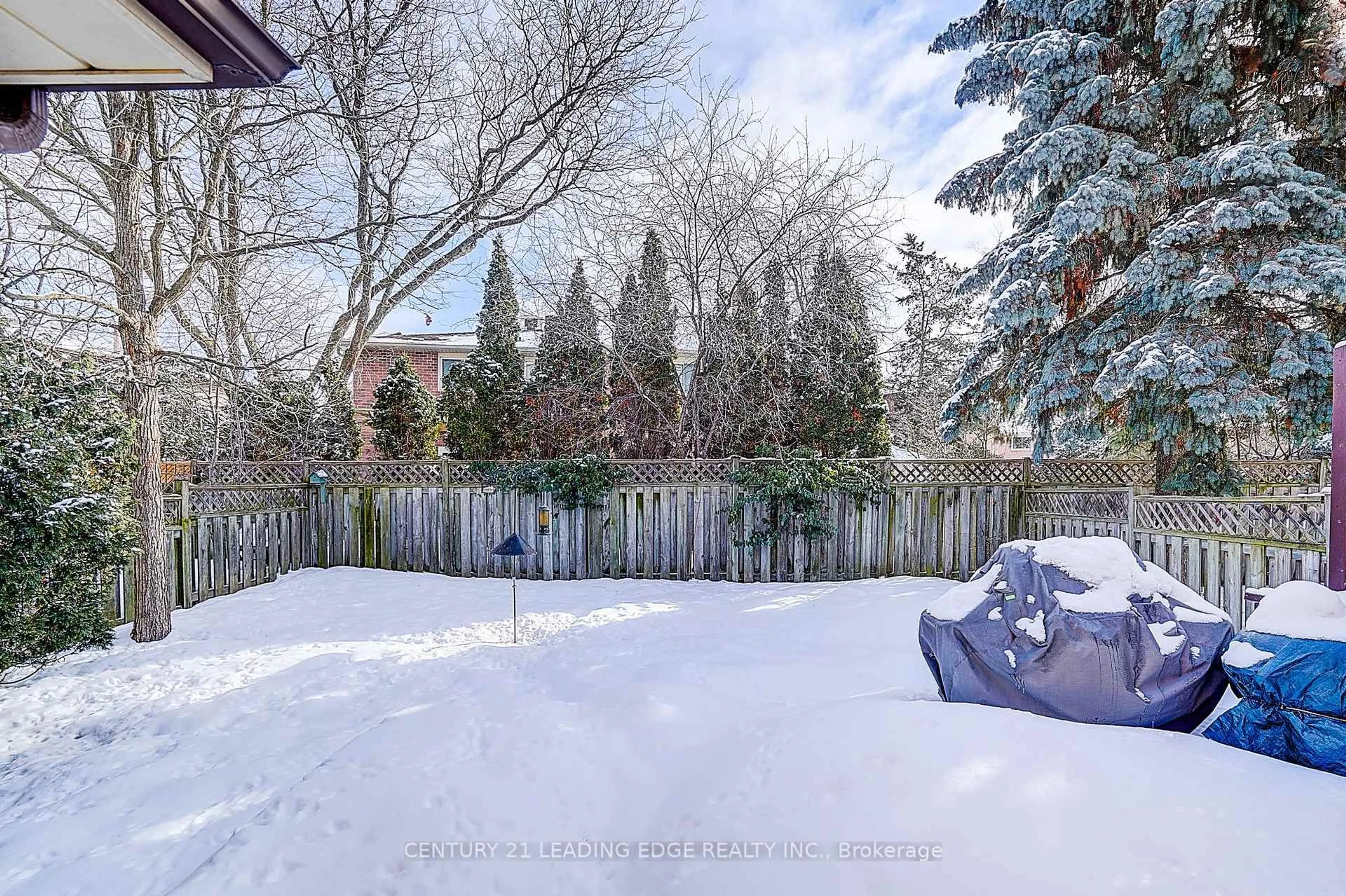 Patio, unknown for 88 Spragg Circ, Markham Ontario L3P 5W6