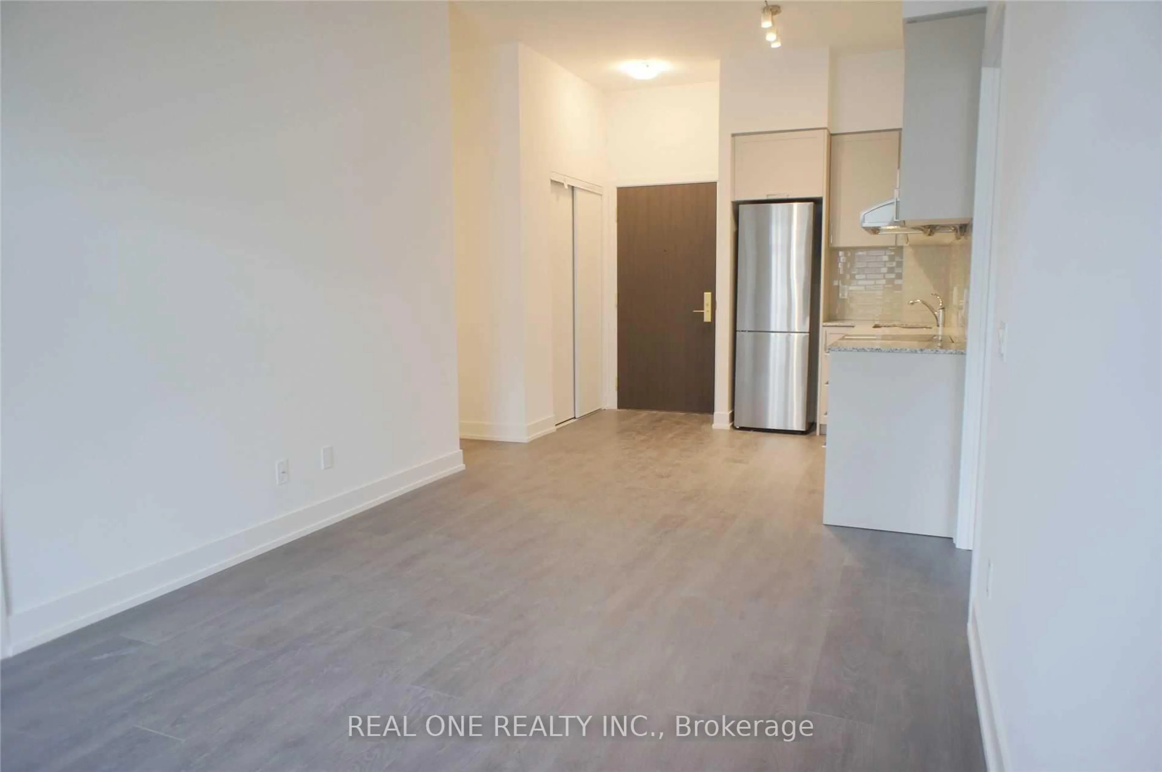 A pic of a room for 268 Buchanan Dr #111W, Markham Ontario L3R 8G9