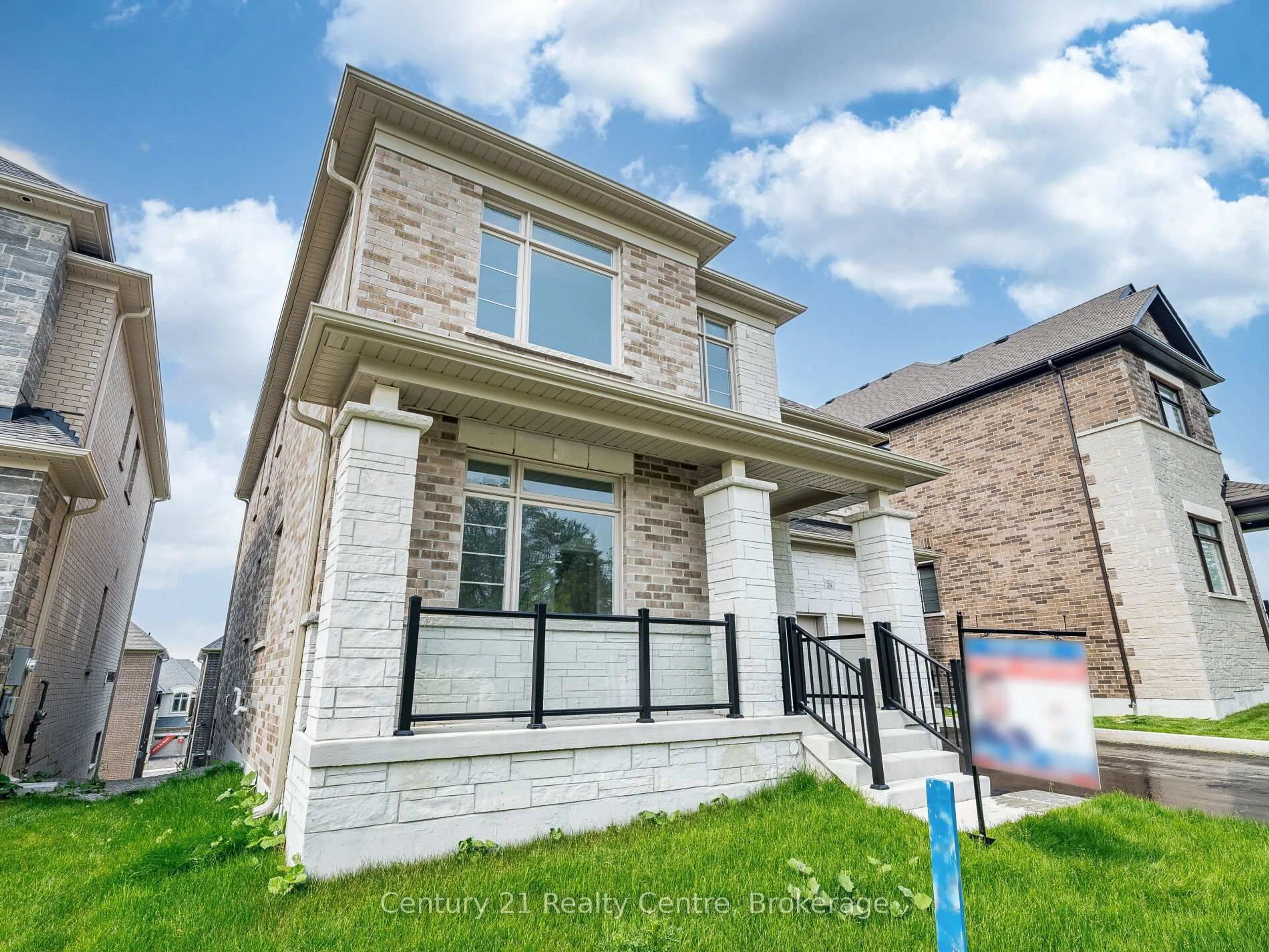 Home with brick exterior material, building for 26 Hearn St, Bradford West Gwillimbury Ontario L0G 1B0