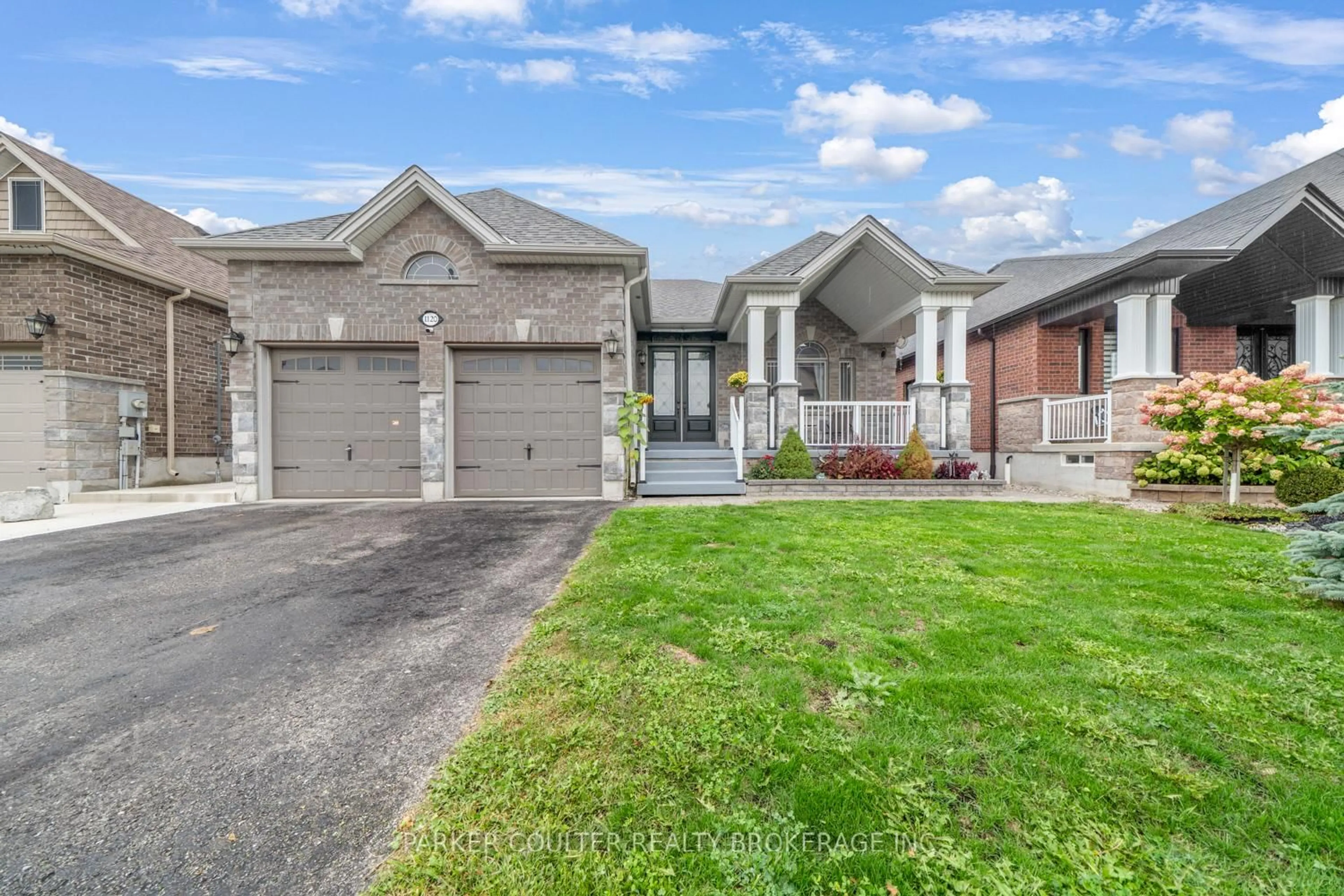 Home with brick exterior material, street for 1120 Quarry Dr, Innisfil Ontario L9S 4W9