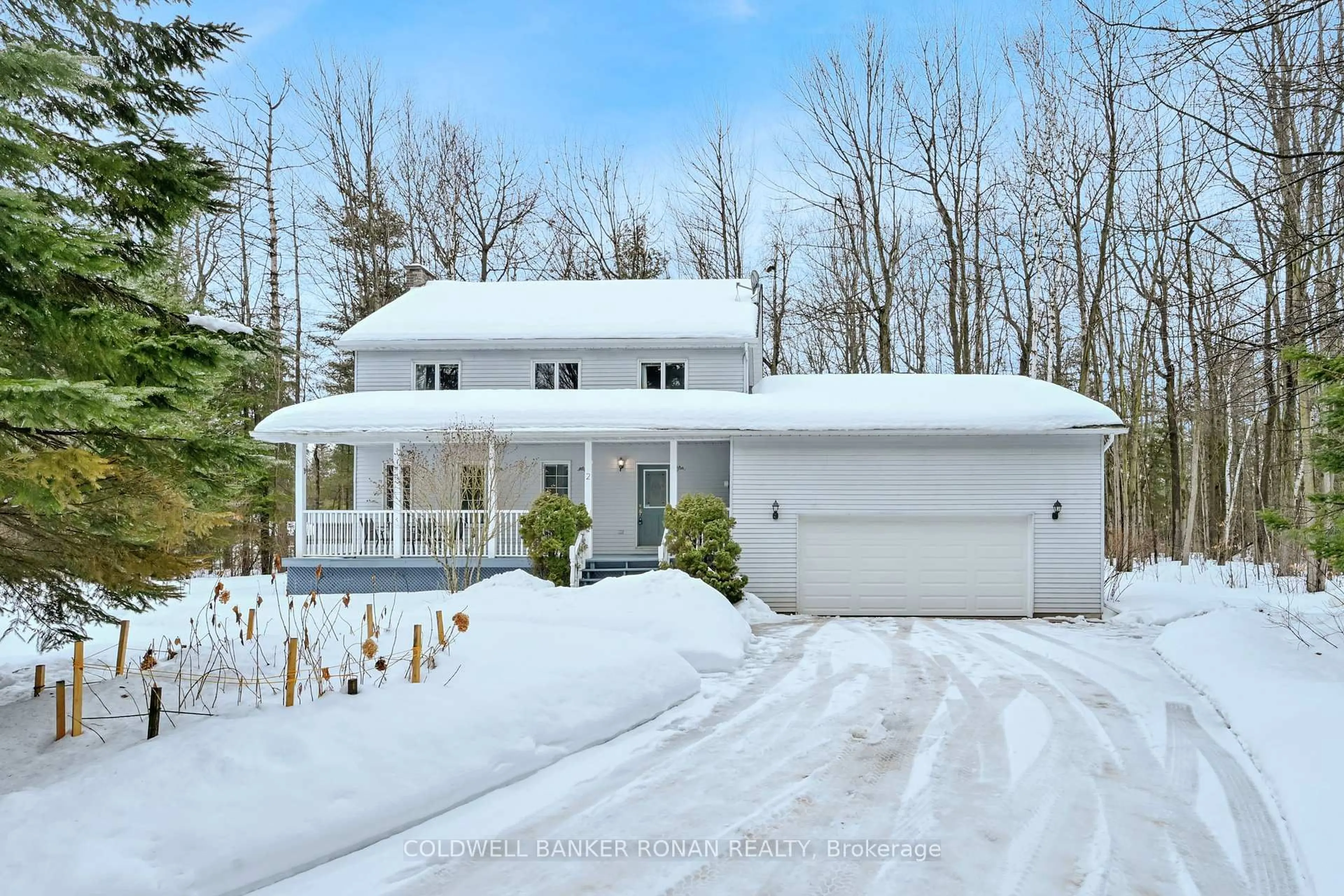 A pic from outside/outdoor area/front of a property/back of a property/a pic from drone, unknown for 2 Trillium Tr, Adjala-Tosorontio Ontario L0M 1J0